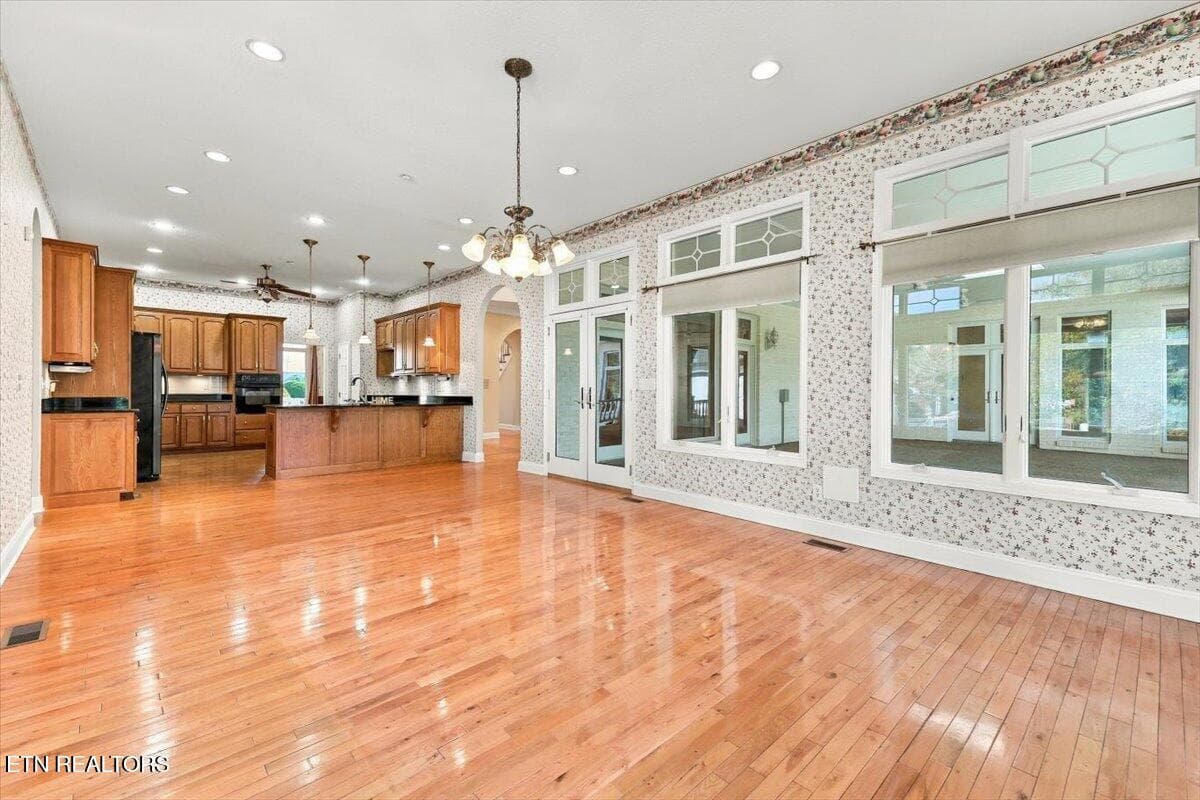 10-323 Harmon Rd 10 - 323 Harmon Rd, New Tazewell, TN 37825, New Tazewell
