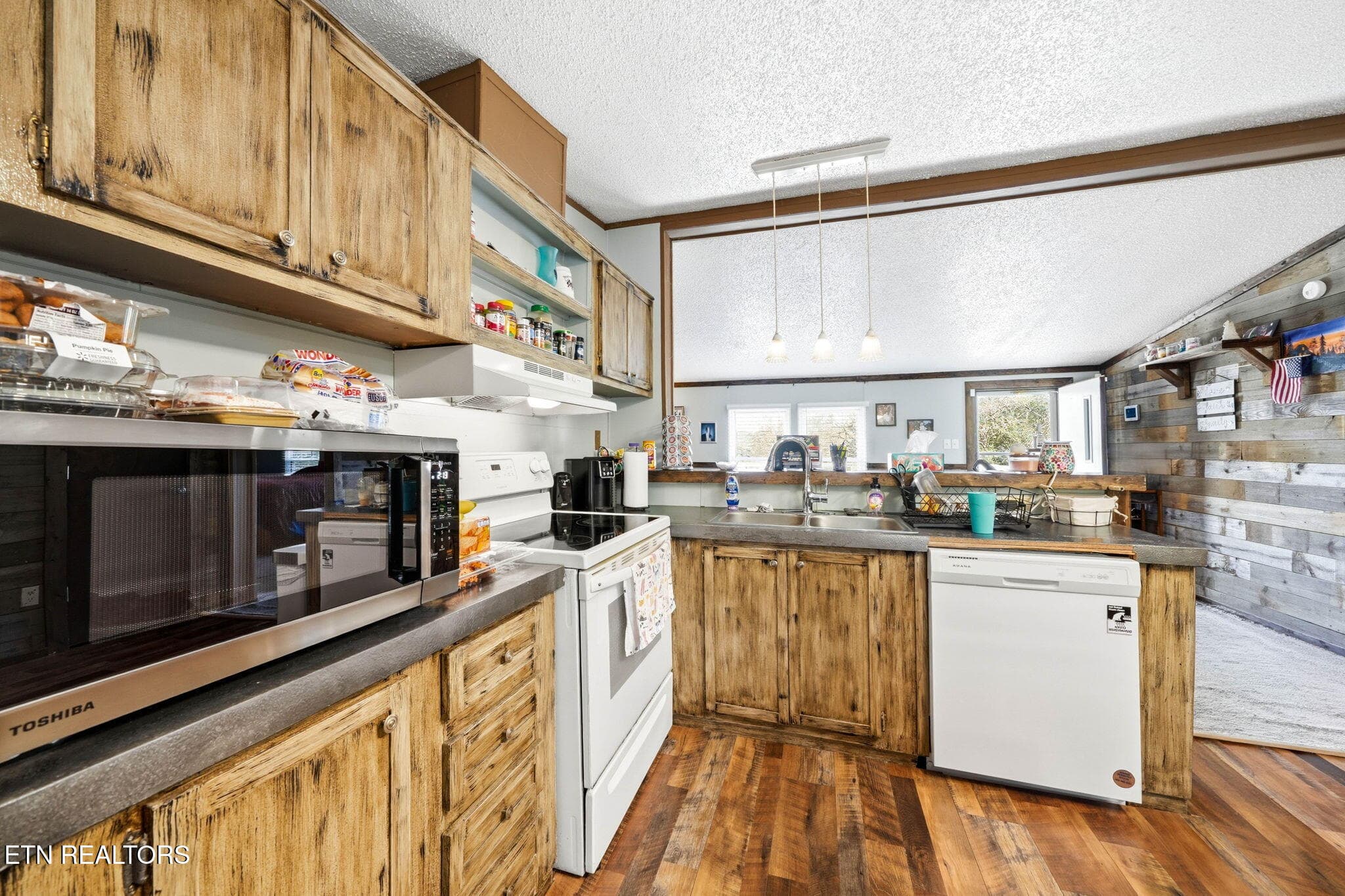 Kitchen 3 - 103 Bower Hollow Rd, Luttrell, TN 37779, Luttrell