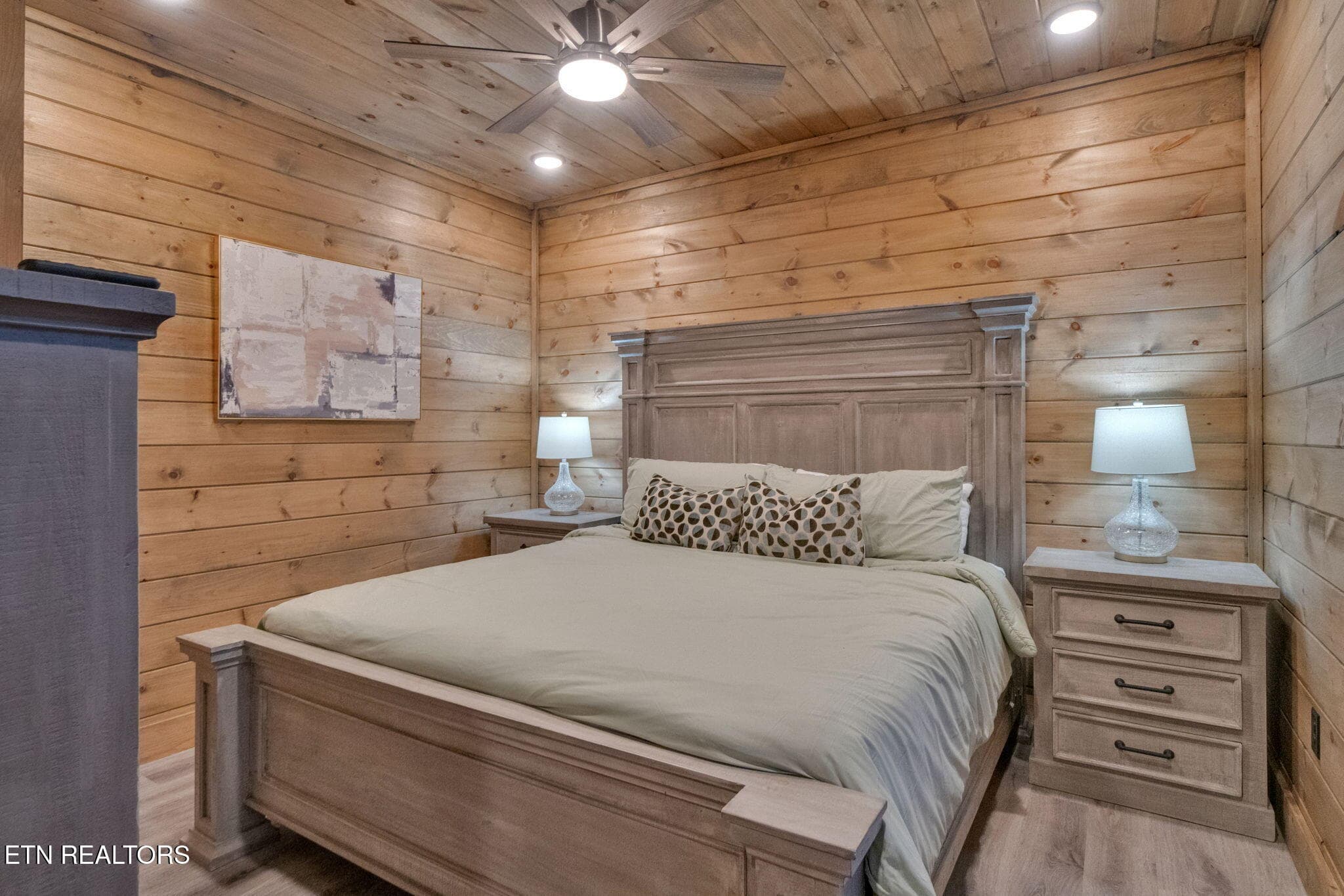 35-web-or-mls-JH-Fri 20231124-330 - 2520 Angelos Mountain Way, Pigeon Forge, TN 37862, Pigeon Forge