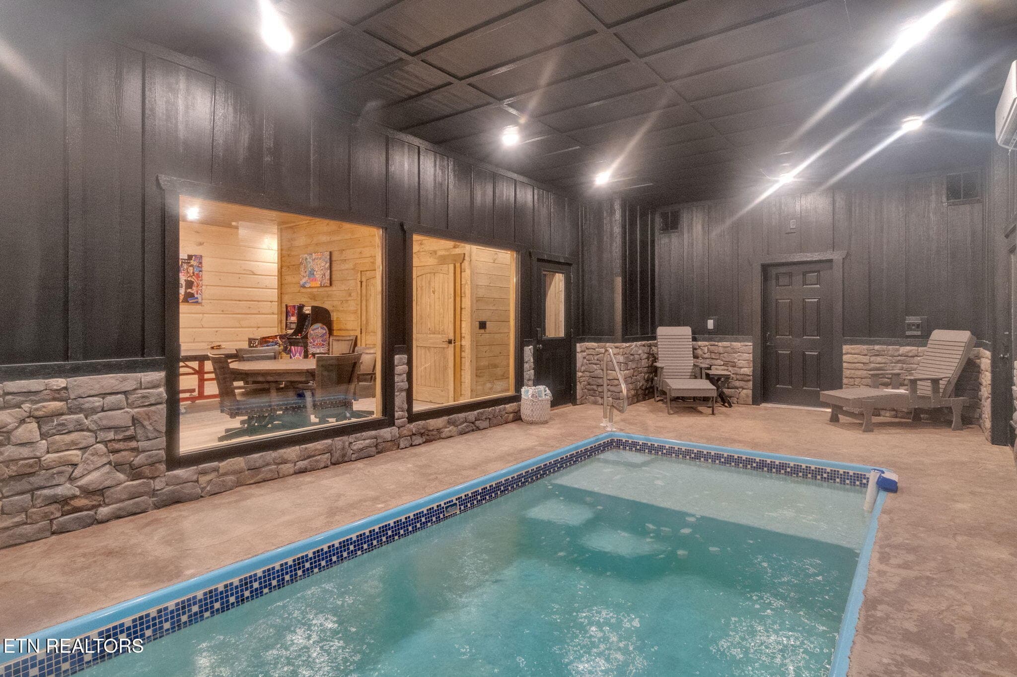 60-web-or-mls-JH-Fri 20231124-414 - 2520 Angelos Mountain Way, Pigeon Forge, TN 37862, Pigeon Forge
