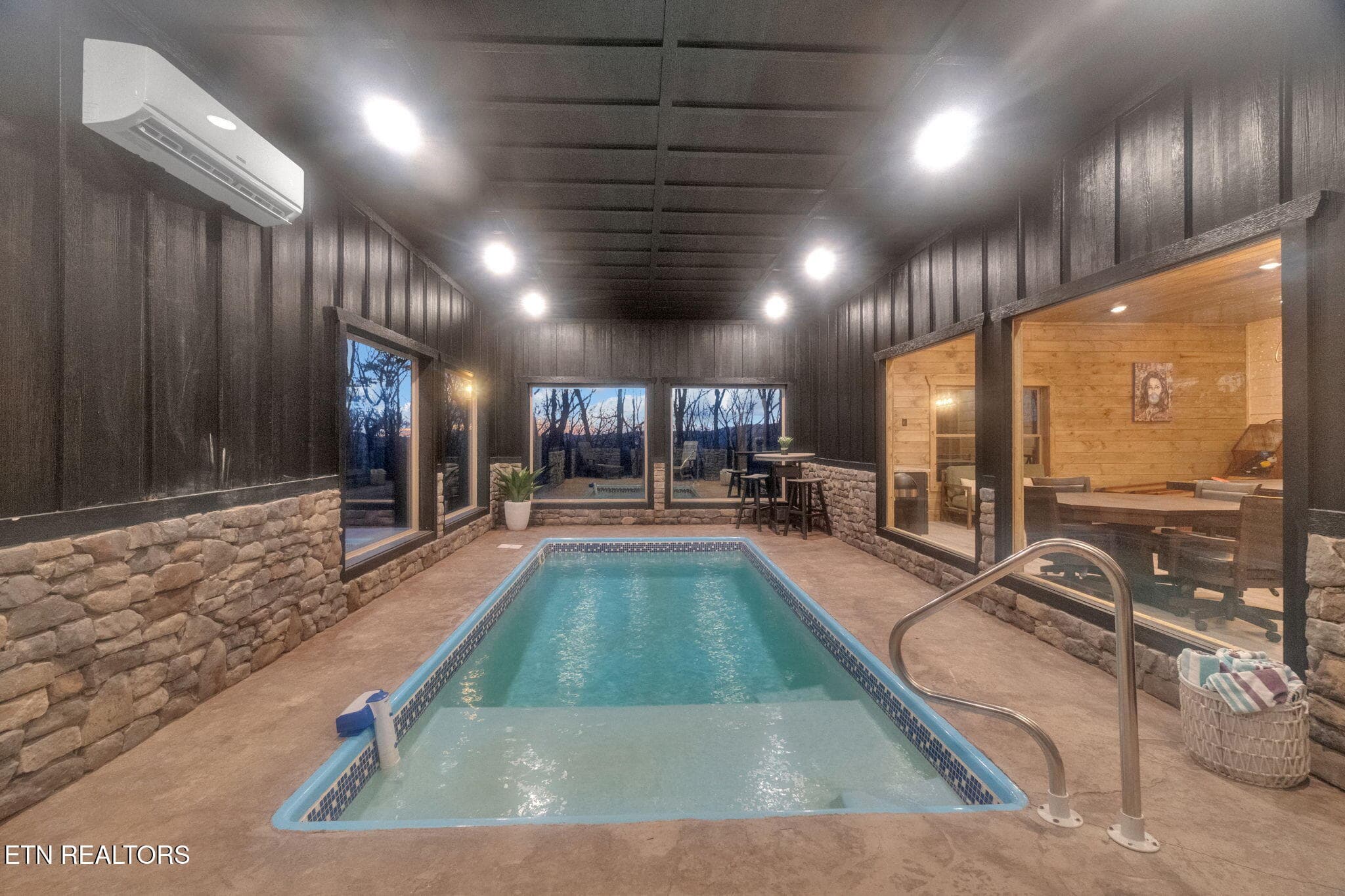62-web-or-mls-JH-Fri 20231124-411 - 2520 Angelos Mountain Way, Pigeon Forge, TN 37862, Pigeon Forge