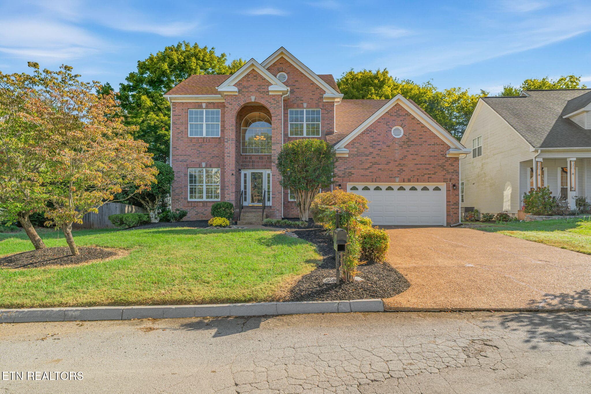 2-web-or-mls-1130 Vale View Road-3 - 1130 Vale View Rd, Knoxville, TN 37922, Knoxville