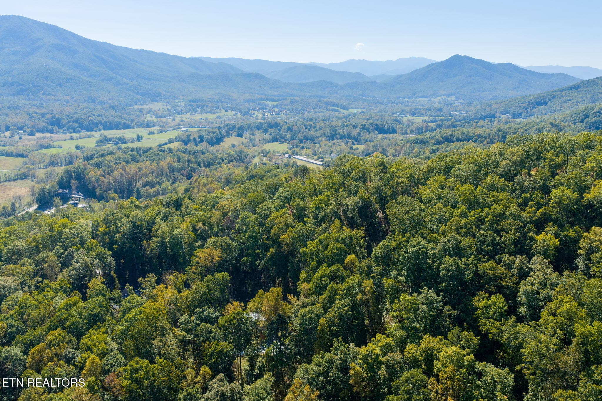 homesandvideos 826-1022 - Whipoorwill Hill Way 28, Sevierville, TN 37862