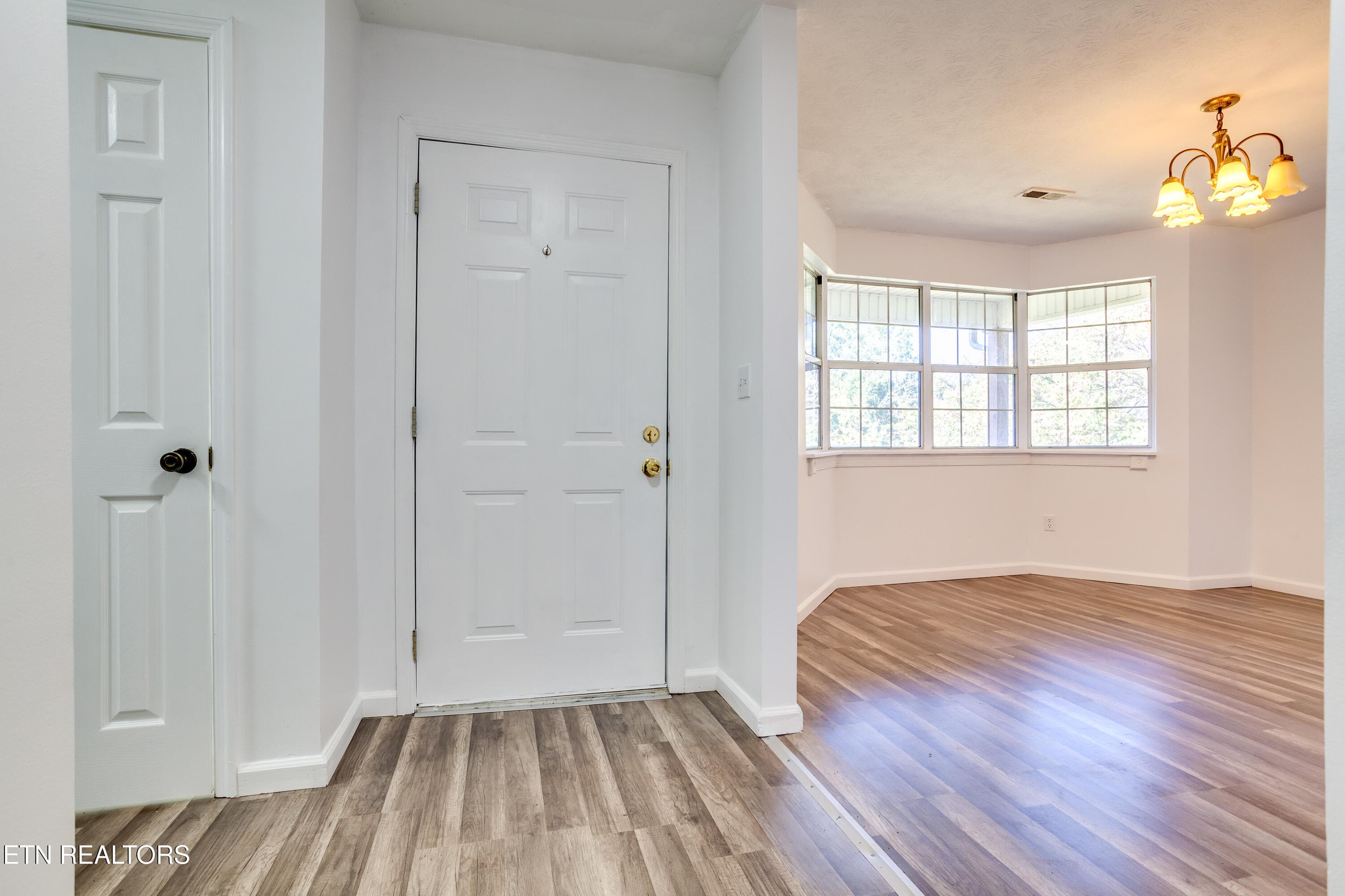 00820261013-1-509ThornHillRdThornHillTn- - 509 Thorn Hill School Rd, Thorn Hill, TN 37881, Thorn Hill