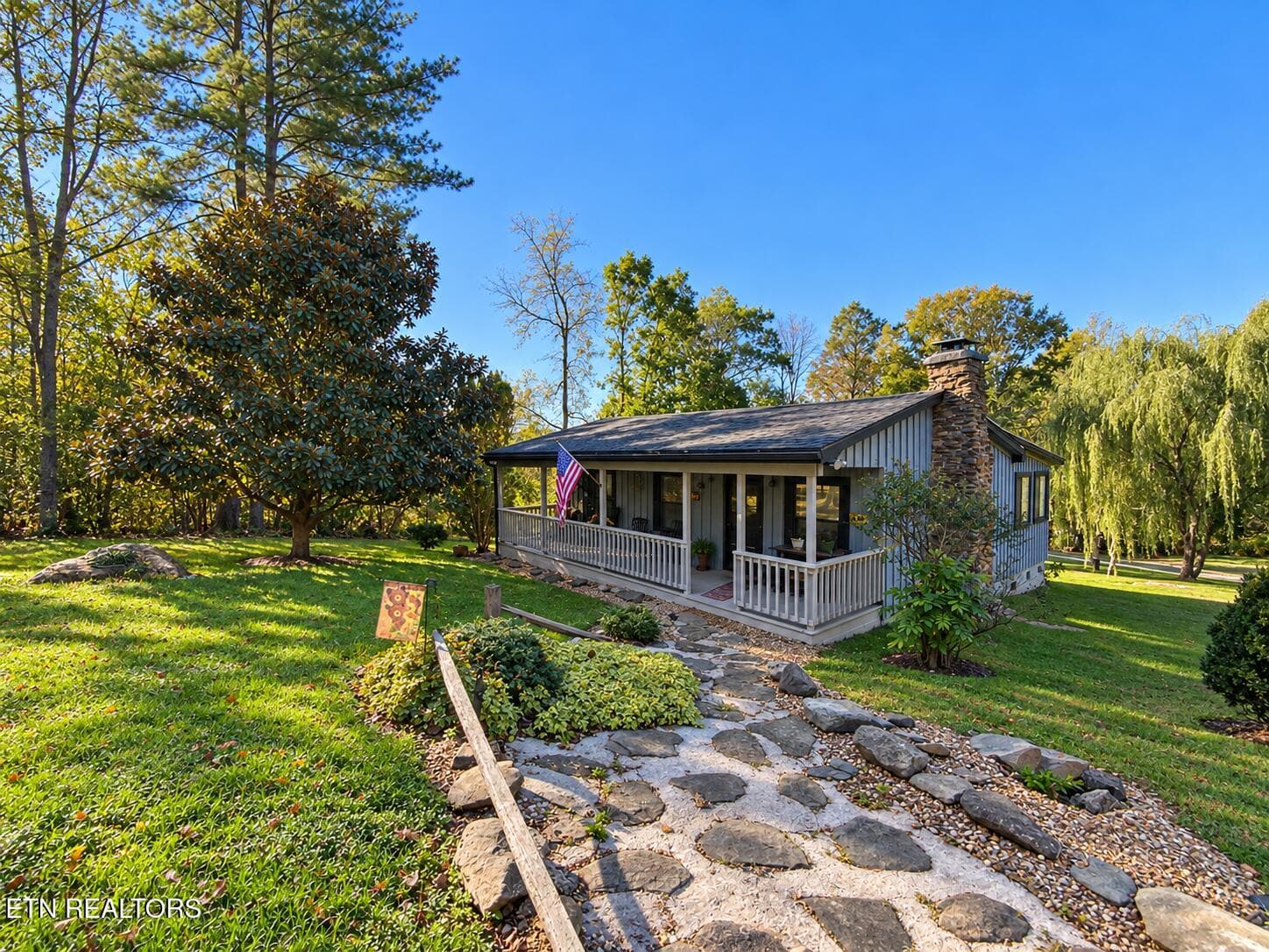 4455 Trail Hollow Rd, Cosby, TN 37722