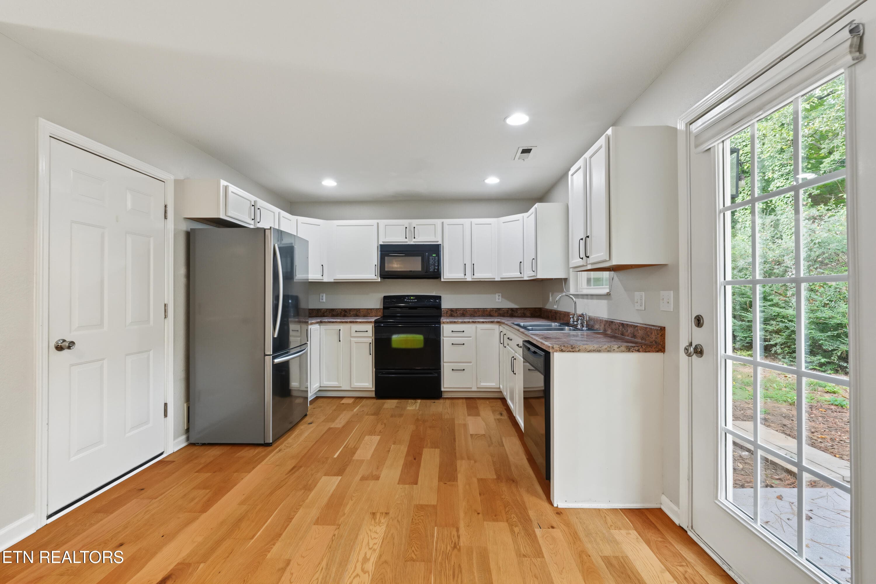 DSC07611-2 - 827 Blue Spruce Way, Knoxville, TN 37912