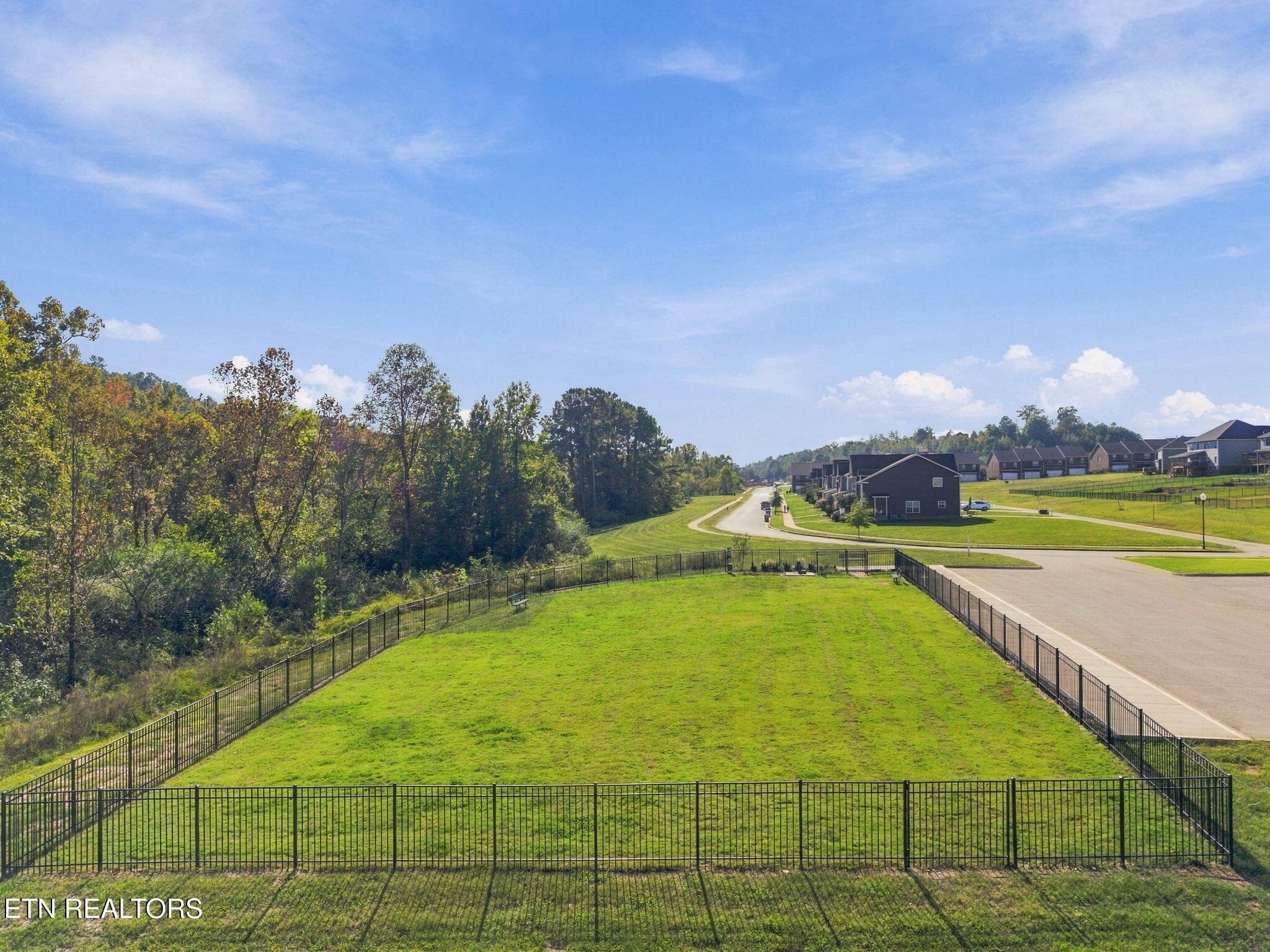 60-Dog Park - 104 Pineberry West Rd, Oak Ridge, TN 37830, Oak Ridge