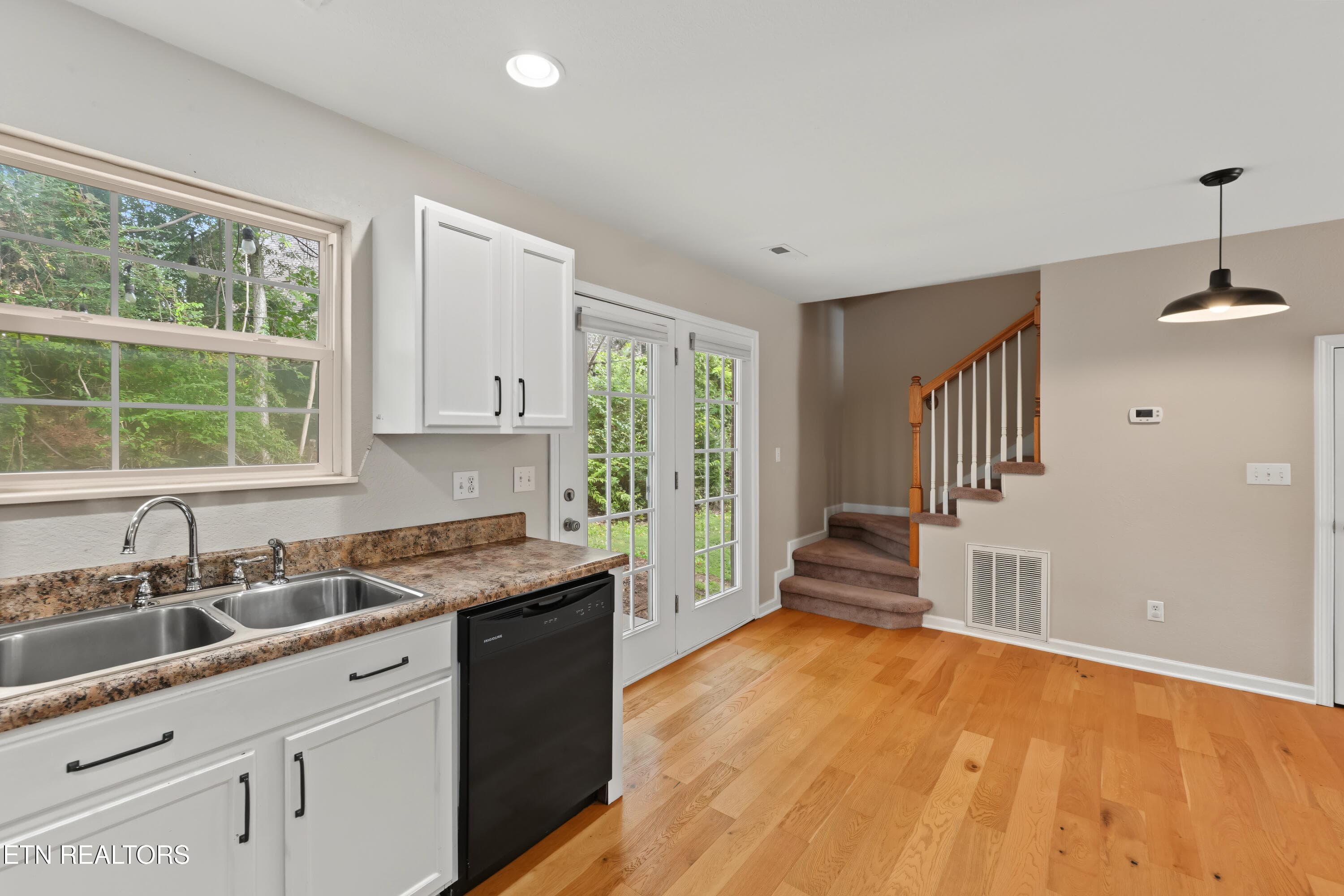 DSC07631-2 - 827 Blue Spruce Way, Knoxville, TN 37912