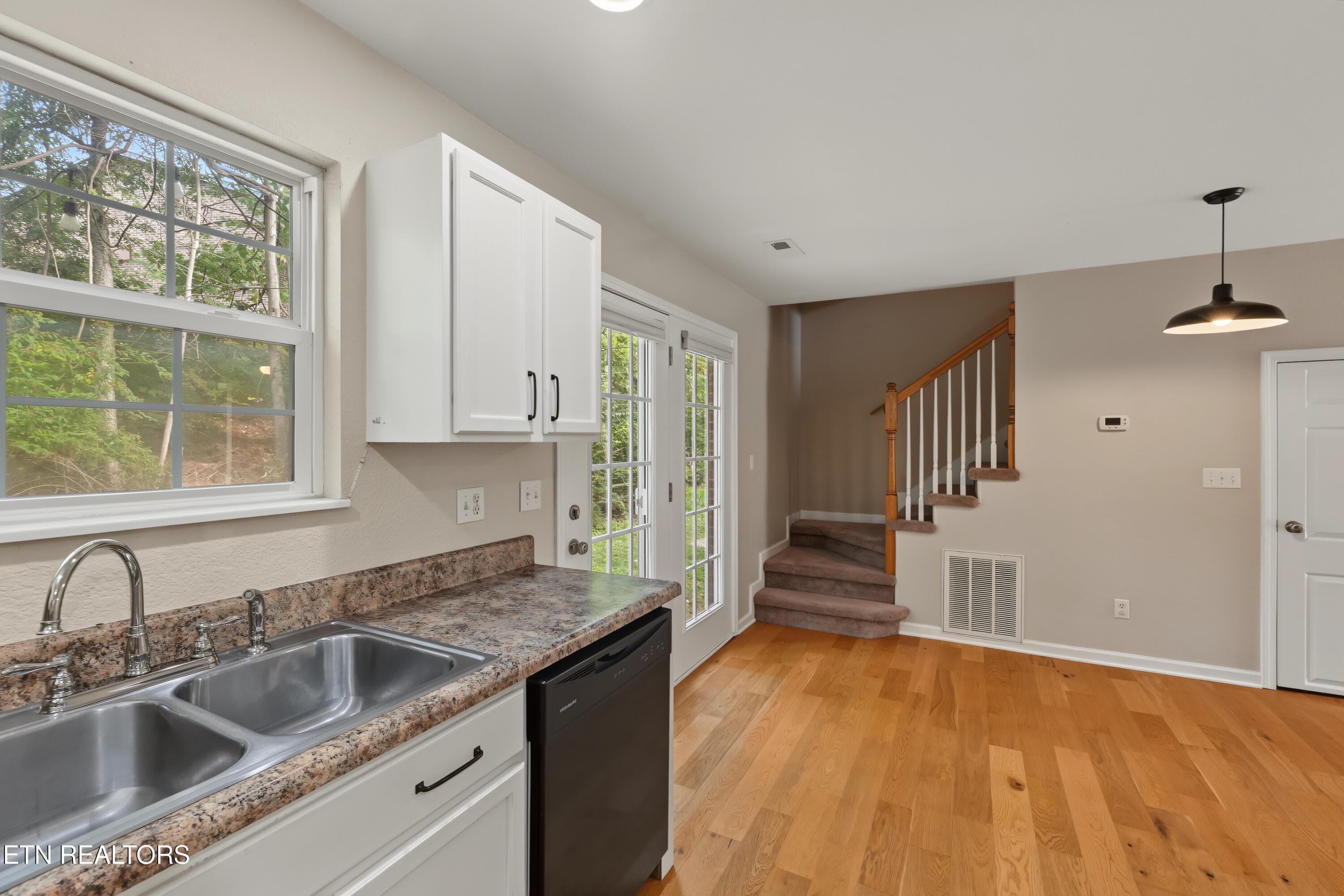 DSC07636-2 - 827 Blue Spruce Way, Knoxville, TN 37912