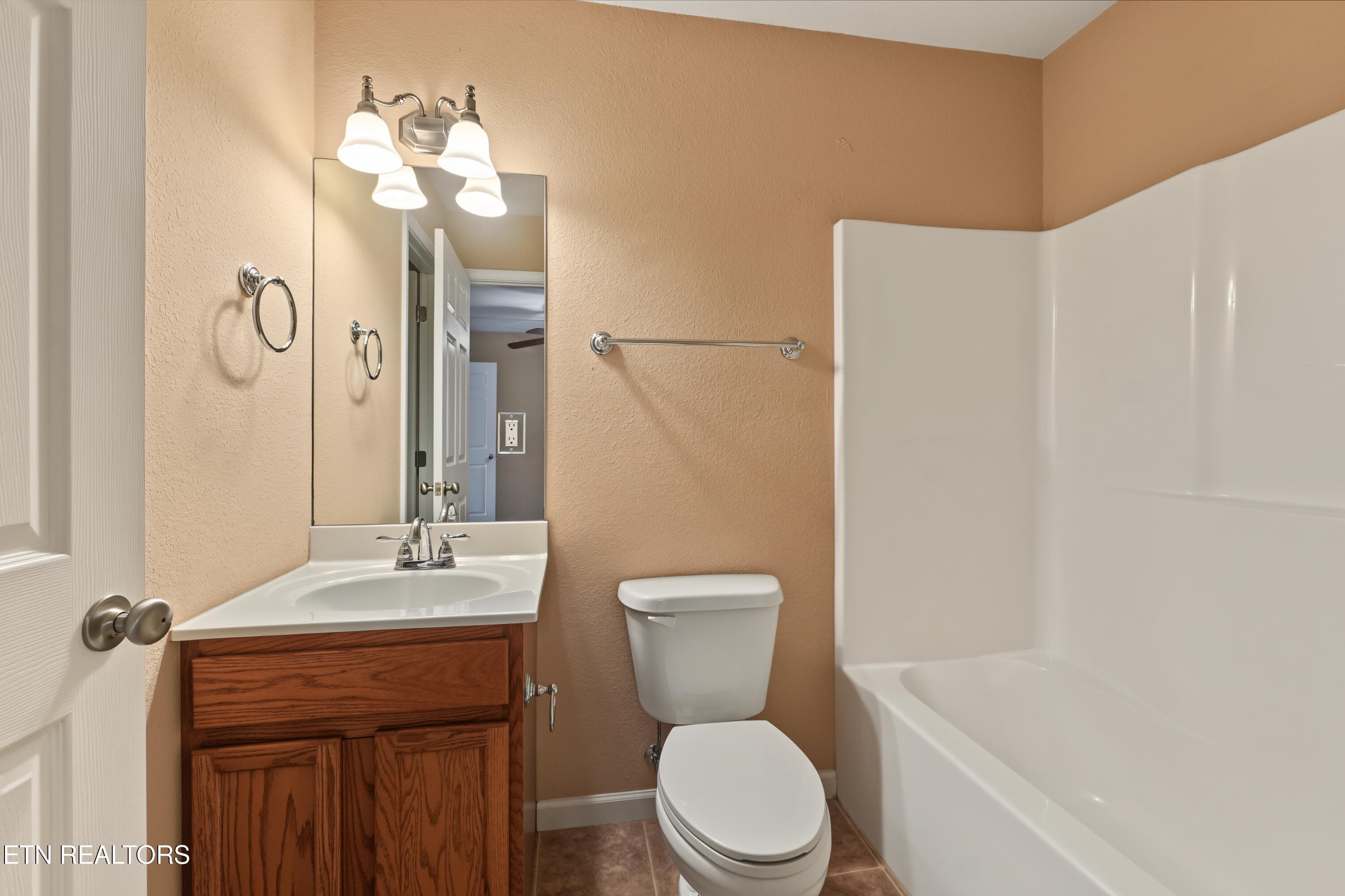 DSC07671-2 - 827 Blue Spruce Way, Knoxville, TN 37912