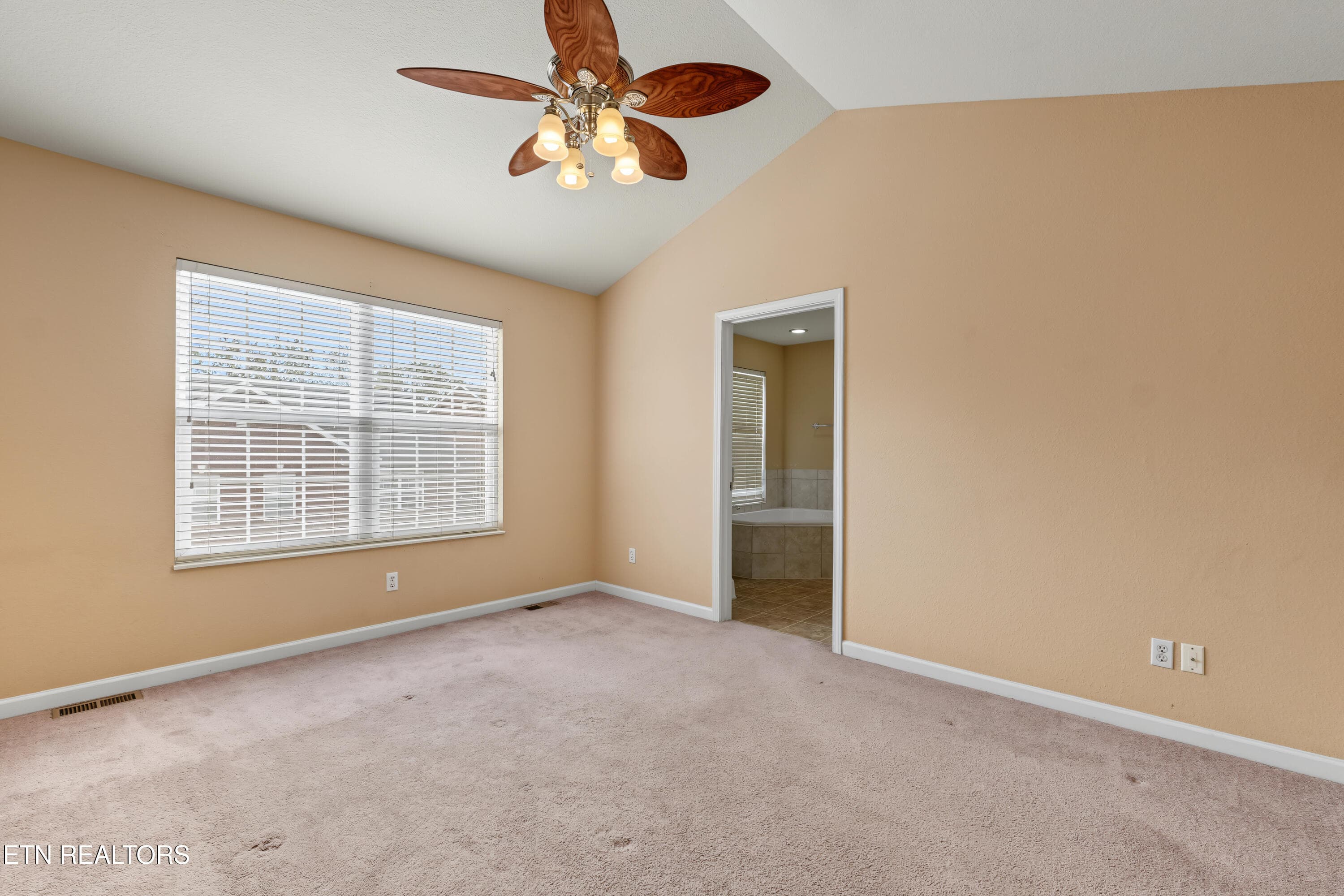 DSC07691-2 - 827 Blue Spruce Way, Knoxville, TN 37912