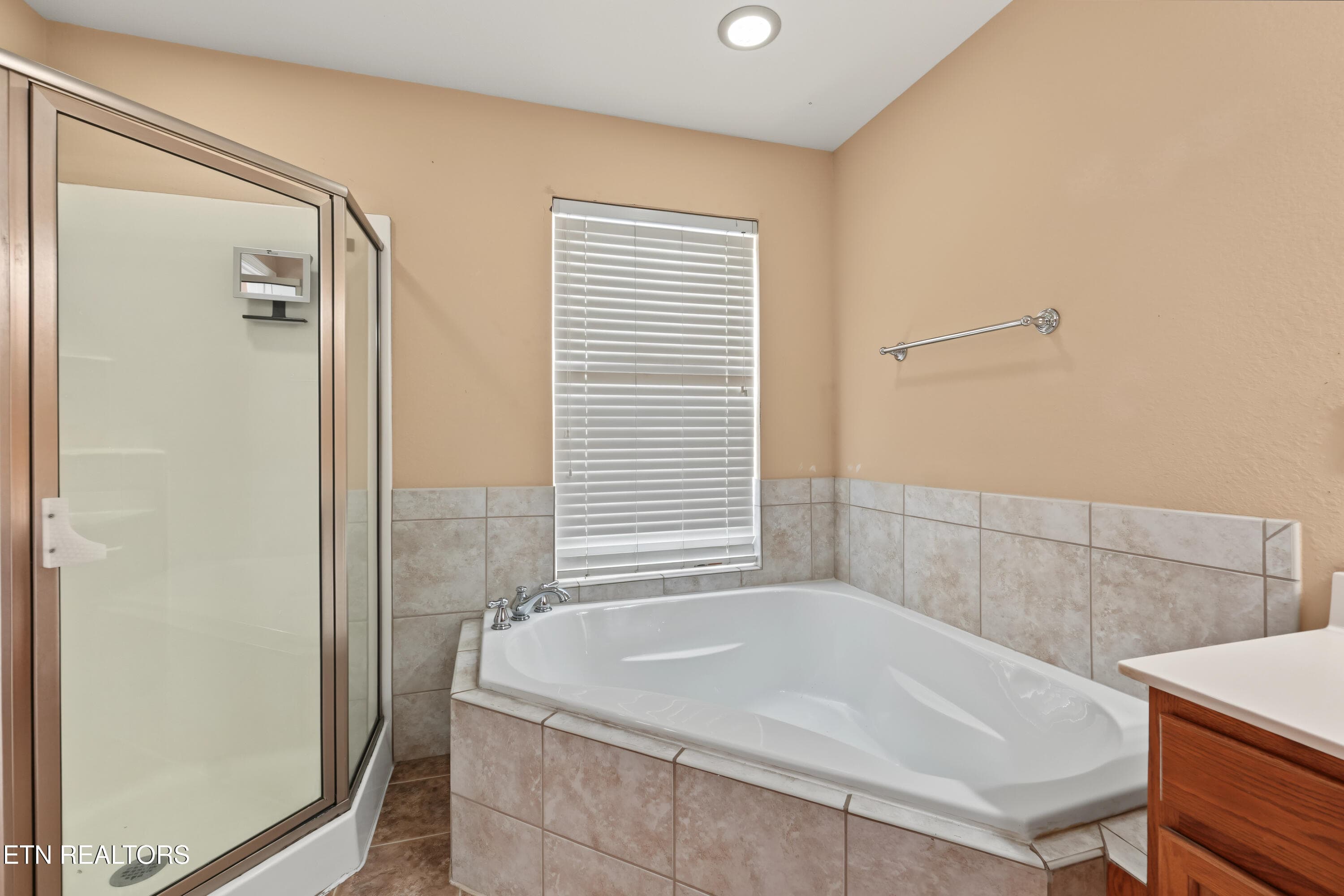DSC07711-2 - 827 Blue Spruce Way, Knoxville, TN 37912