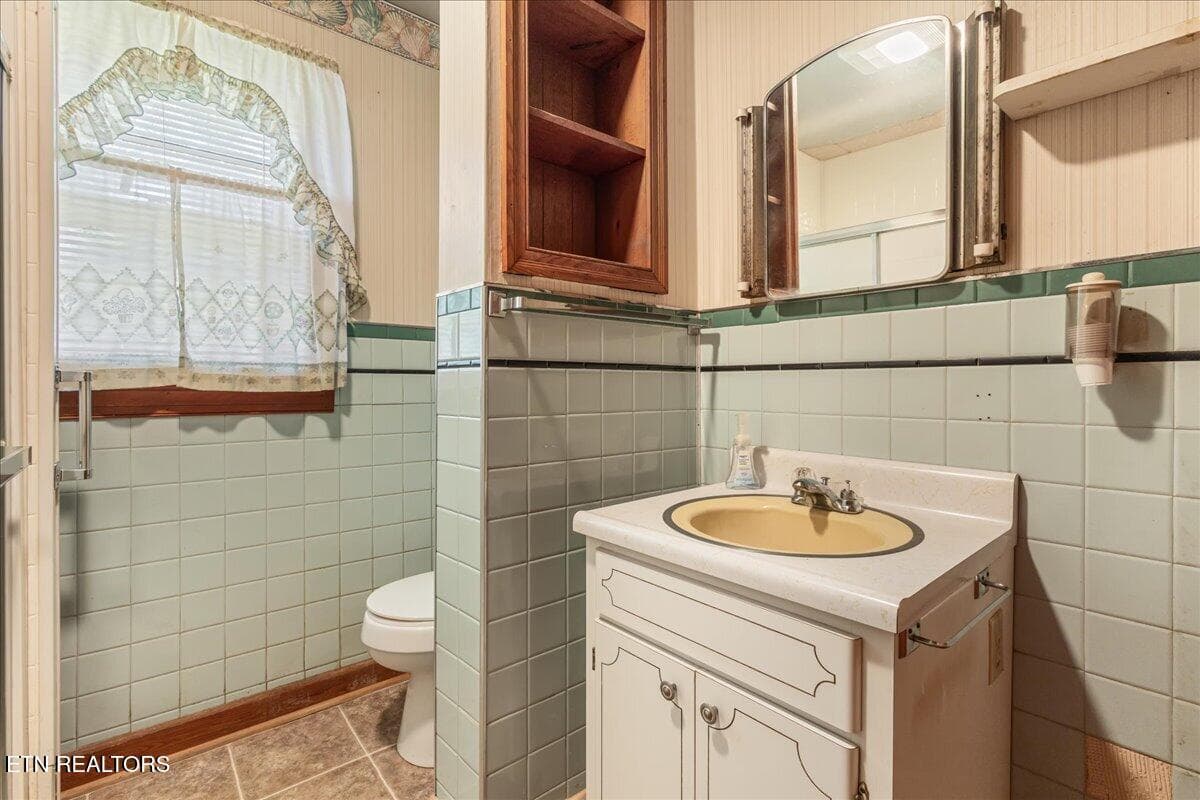 22-613 Central Ave-16 - 613 Central Ave, Athens, TN 37303, Athens