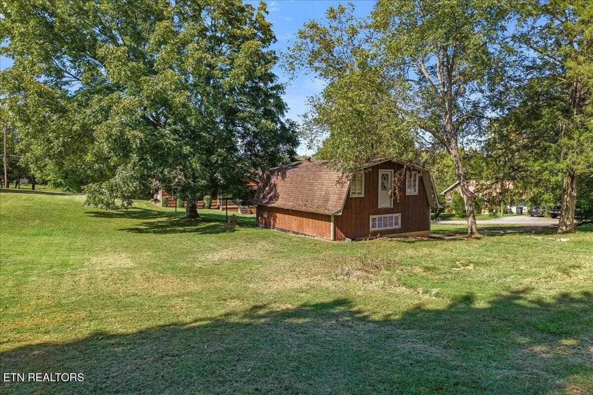 38-613 Central Ave-38 - 613 Central Ave, Athens, TN 37303, Athens