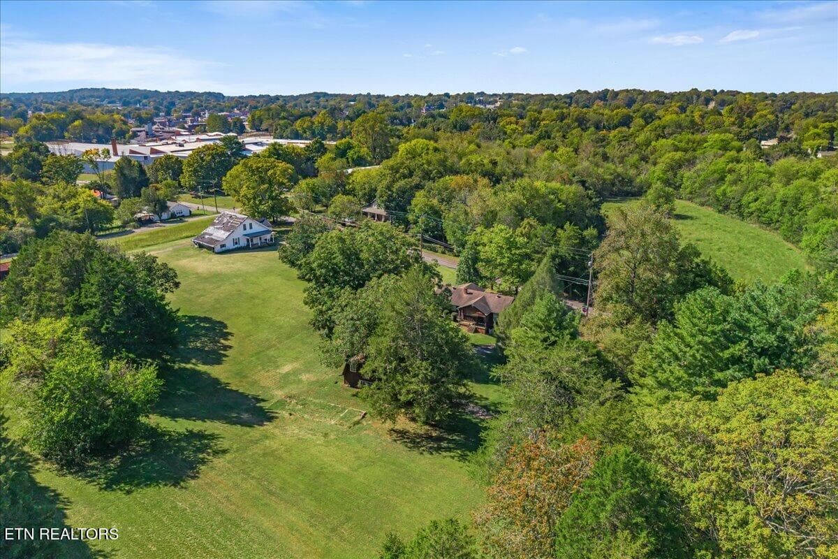 39-613 Central Ave-39 - 613 Central Ave, Athens, TN 37303, Athens
