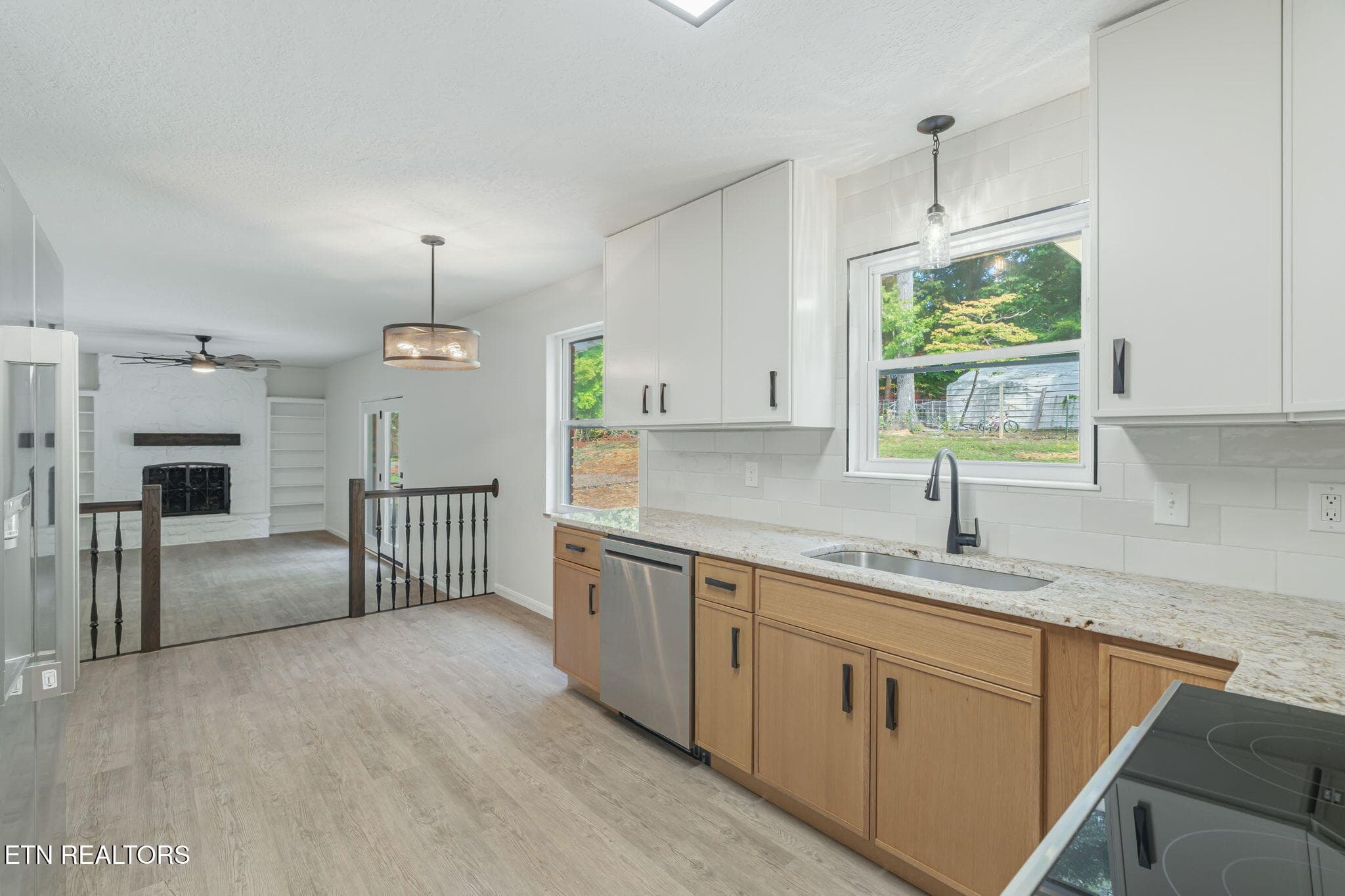 BRAND NEW KITCHEN WITH GORGEOUS CABINETS - 3923 Glen Oaks Drive, Maryville, TN 37804, Maryville