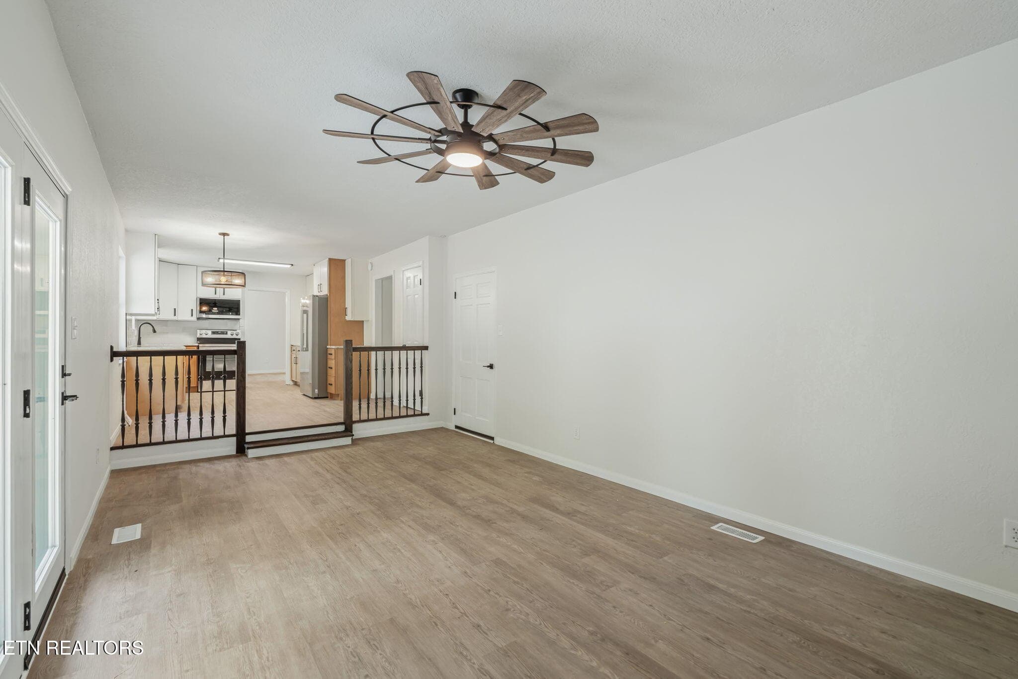 GREAT FOR ENTERTAINING - 3923 Glen Oaks Drive, Maryville, TN 37804, Maryville