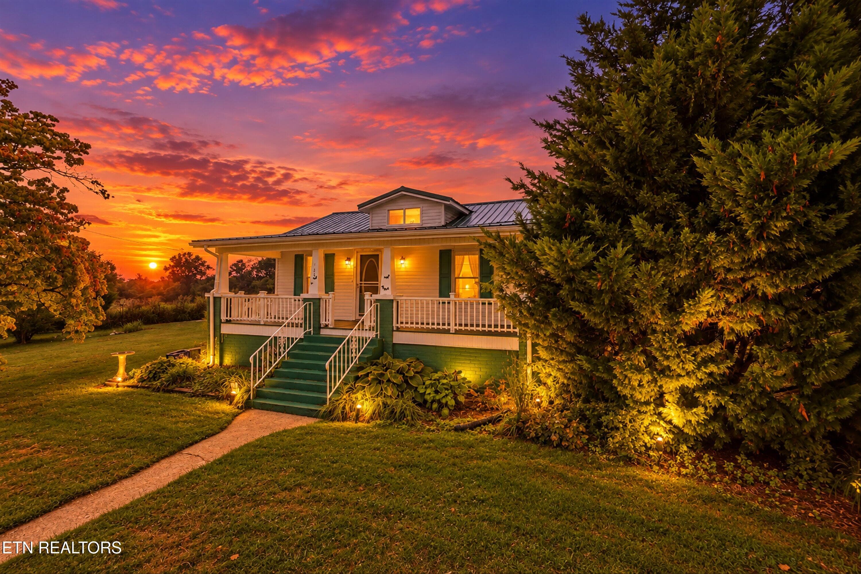 Front - 105 Peach Orchard Rd, Clinton, TN 37716, Clinton