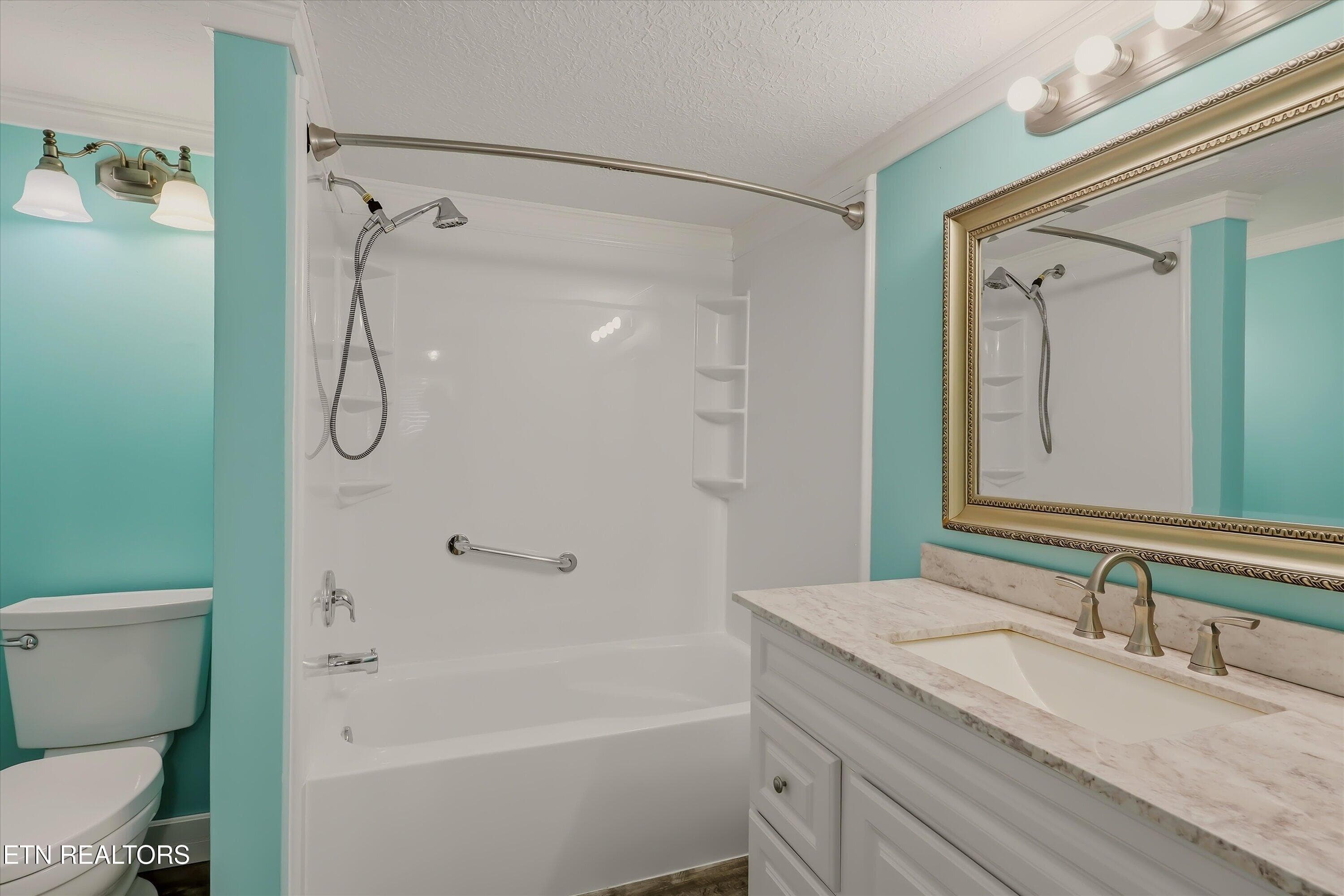 Bathroom - 105 Peach Orchard Rd, Clinton, TN 37716, Clinton
