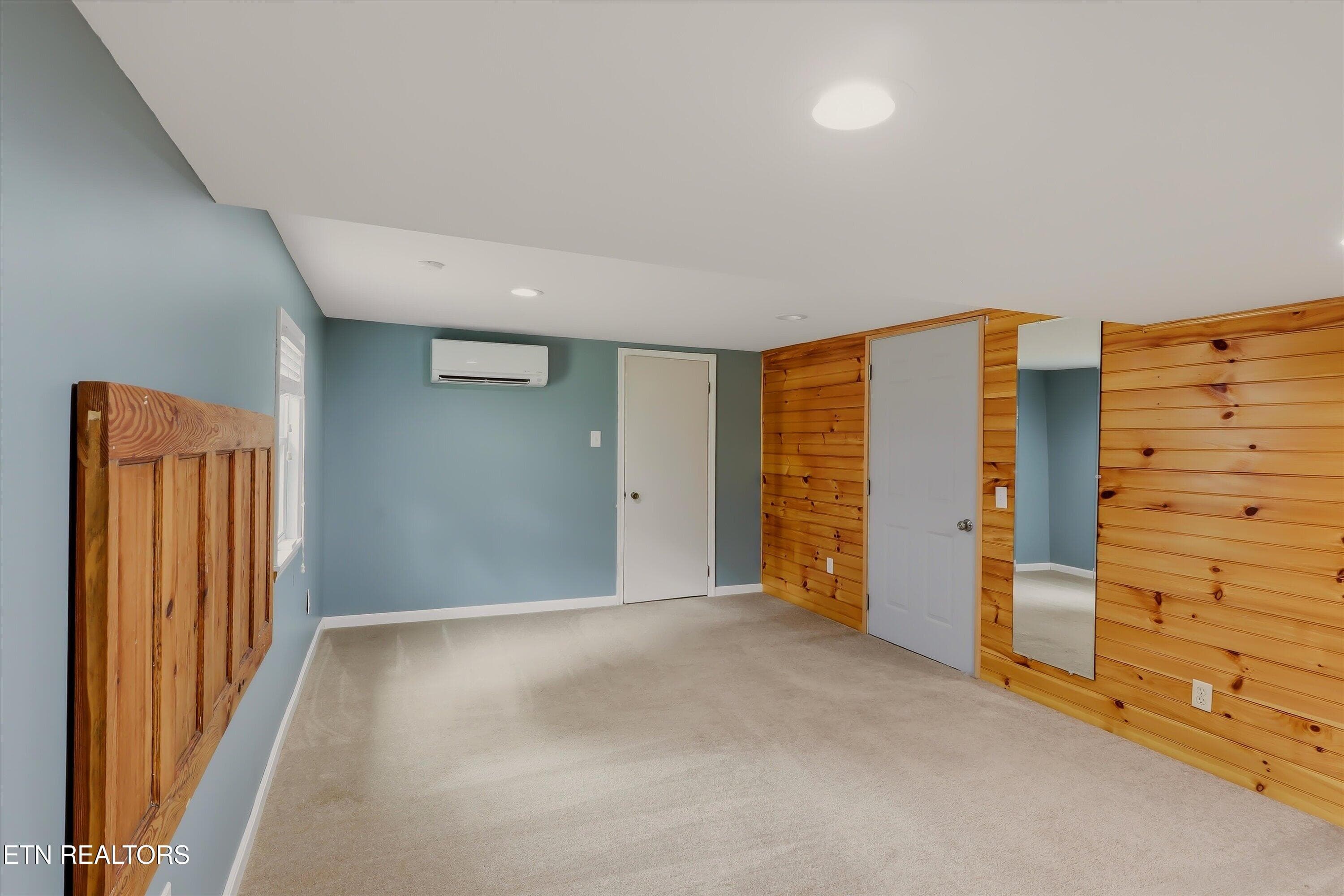 Bedroom 2 - 105 Peach Orchard Rd, Clinton, TN 37716, Clinton