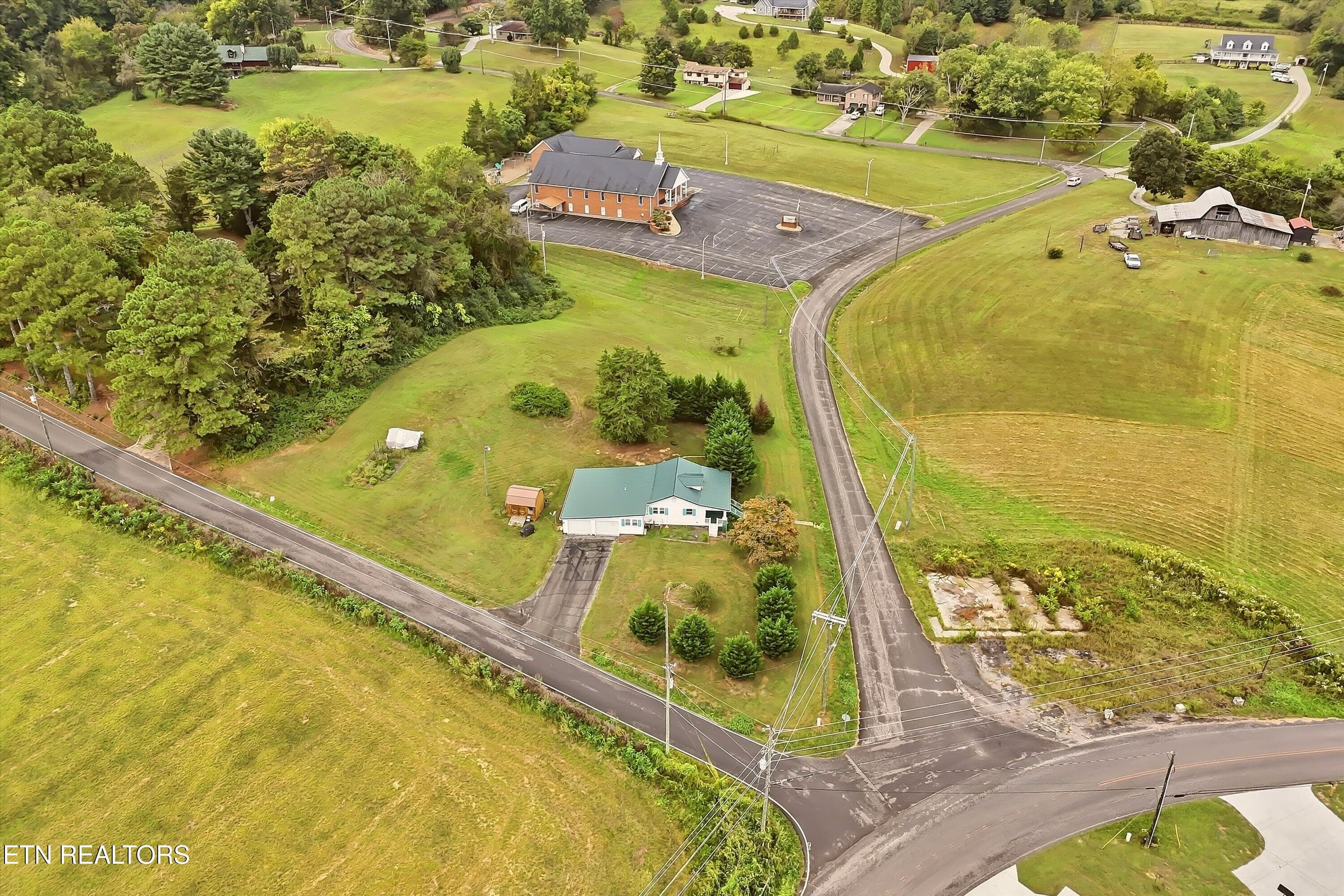 Aerial - 105 Peach Orchard Rd, Clinton, TN 37716, Clinton