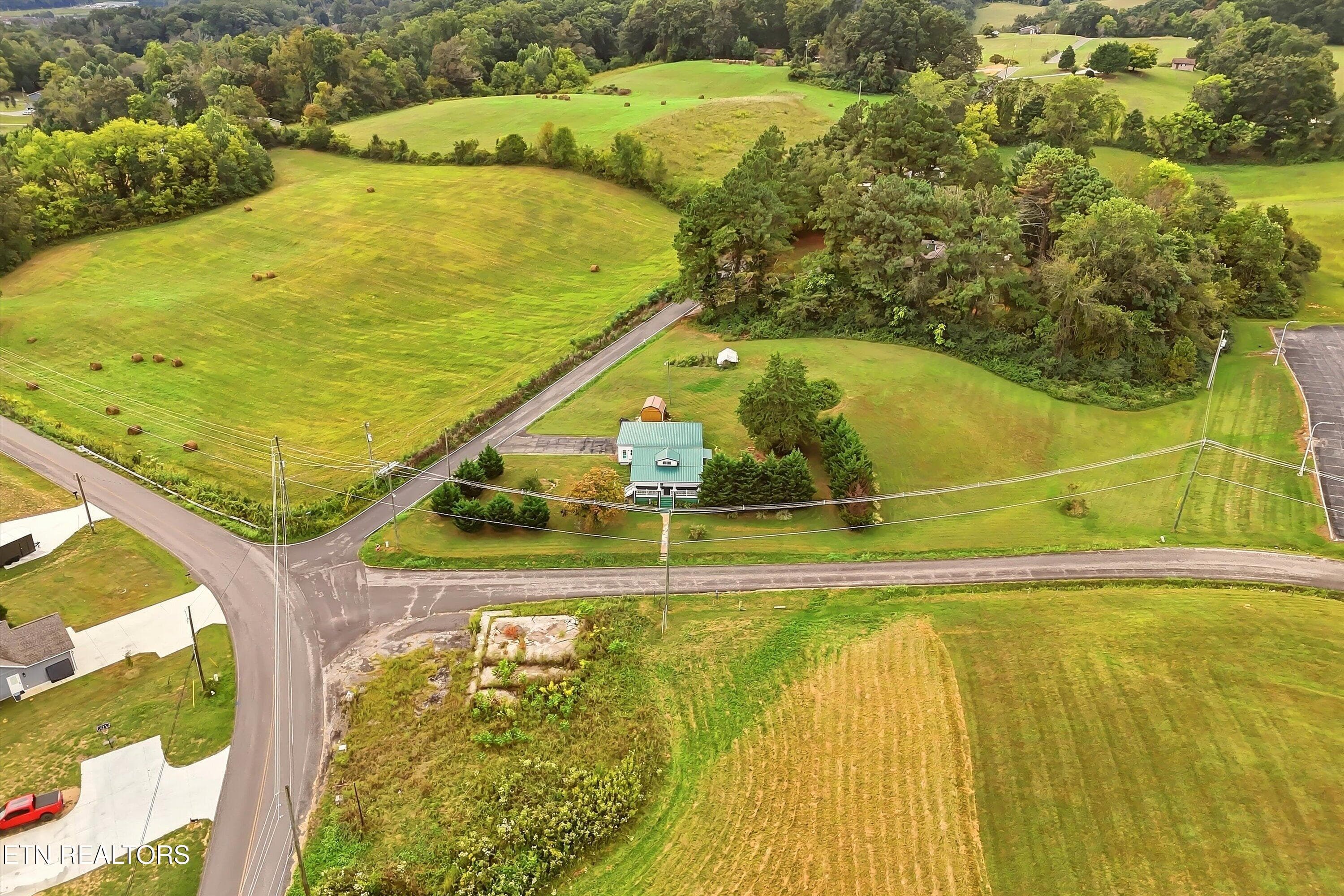 Aerial - 105 Peach Orchard Rd, Clinton, TN 37716, Clinton