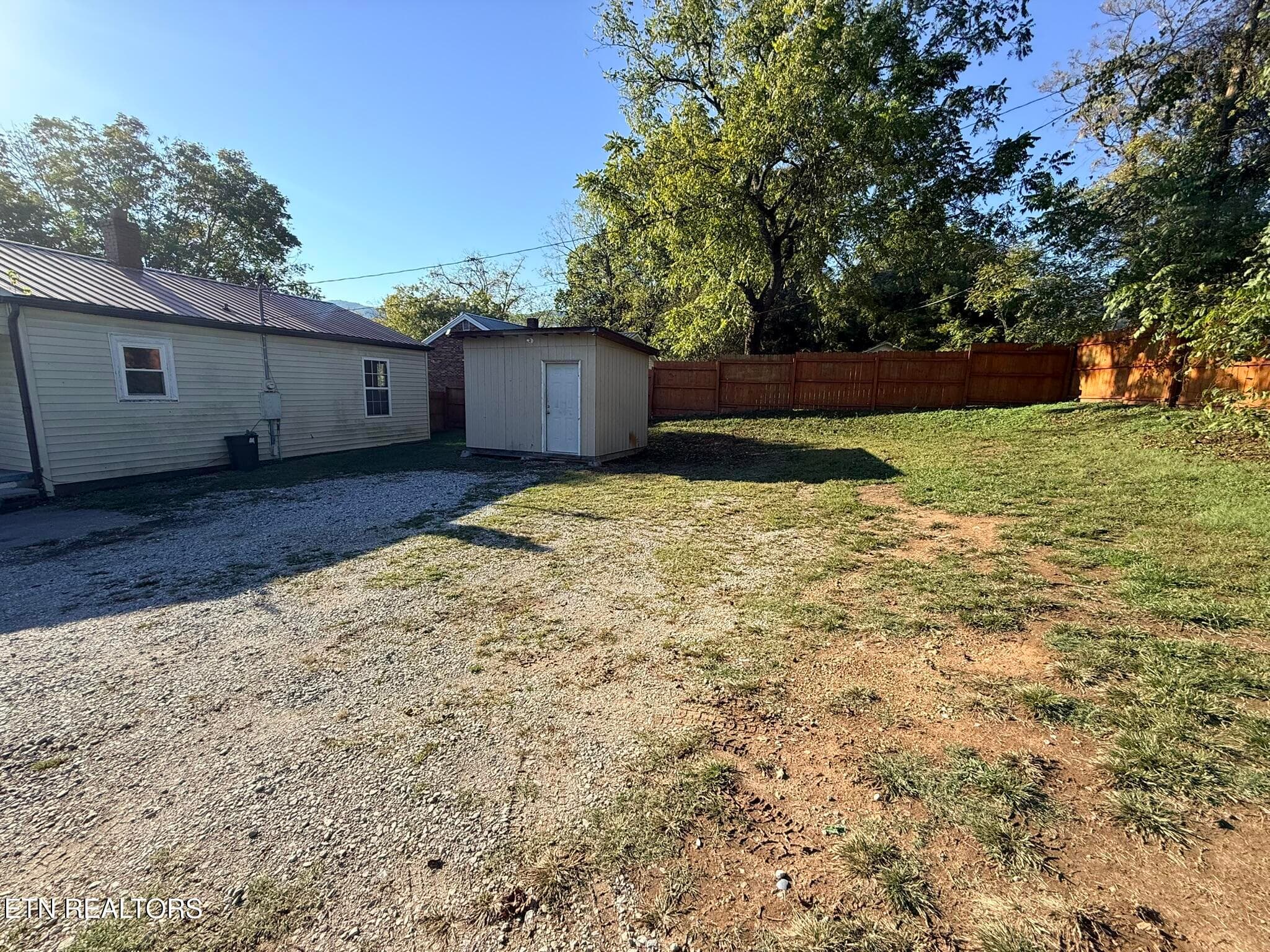 IMG_1223 - 507 S Indiana Ave, LaFollette, TN 37766, LaFollette