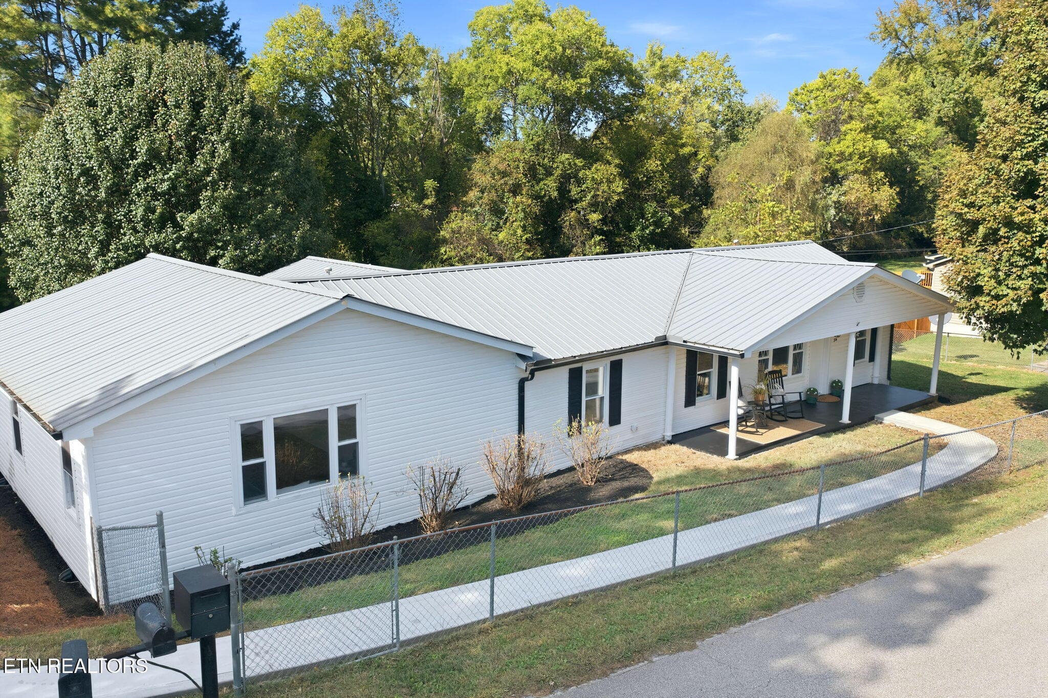 314 Blockhouse Valley Rd, Clinton, TN 37716