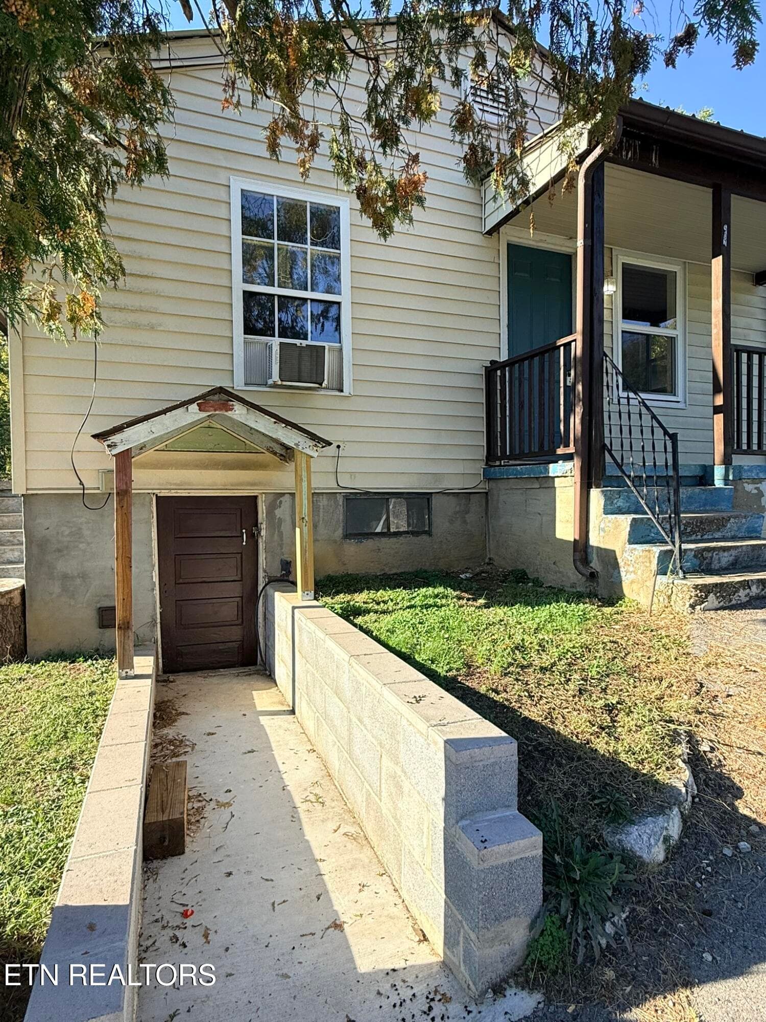 IMG_1234 - 507 S Indiana Ave, LaFollette, TN 37766, LaFollette