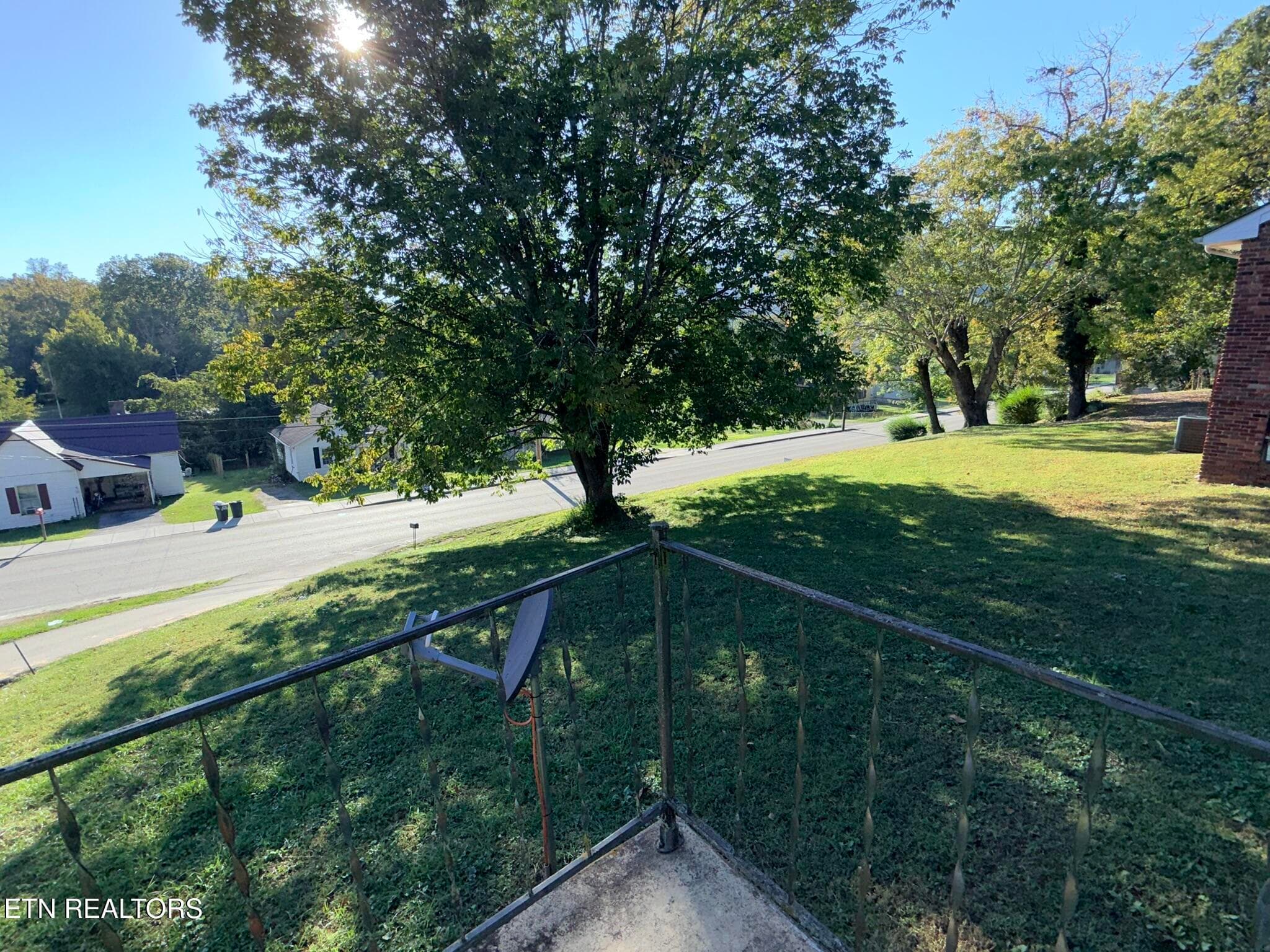 IMG_1252 - 507 S Indiana Ave, LaFollette, TN 37766, LaFollette