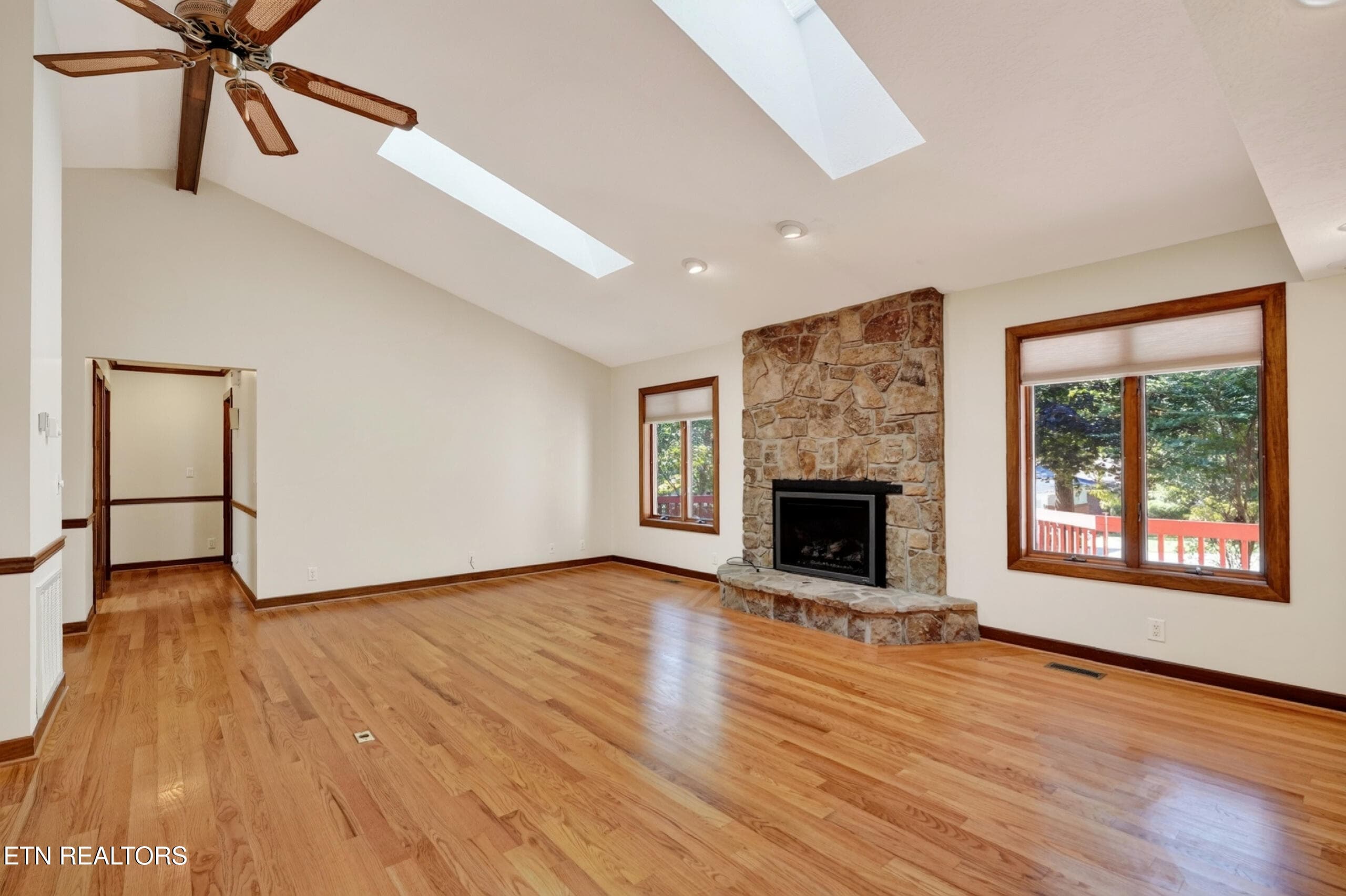 BLP06457 - 22 Lakeside Circle, Crossville, TN 38558, Crossville