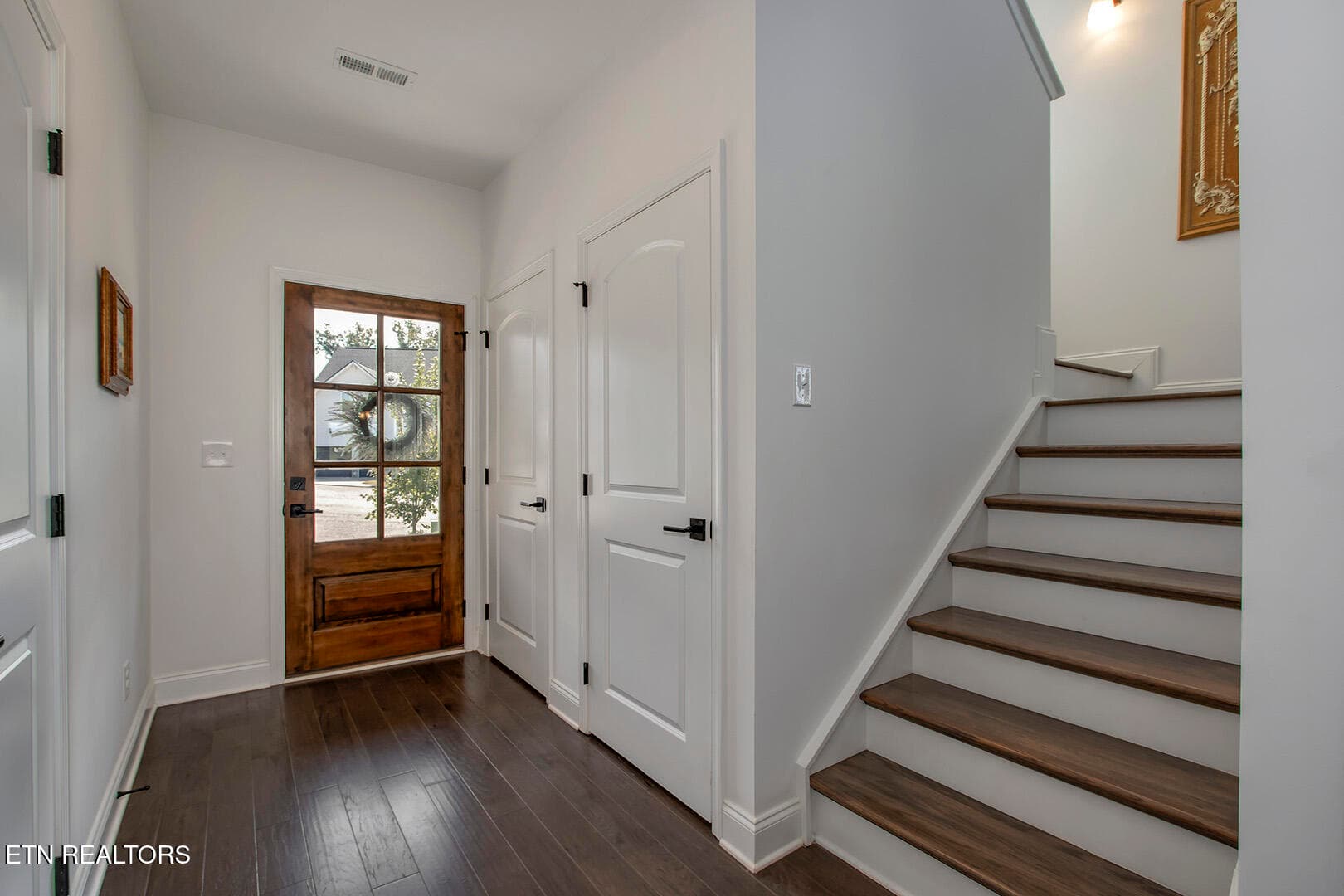 28_CloudberryLane_2705_MainEntry-StairsU - 2705 Cloudberry Lane, Knoxville, TN 37932, Knoxville