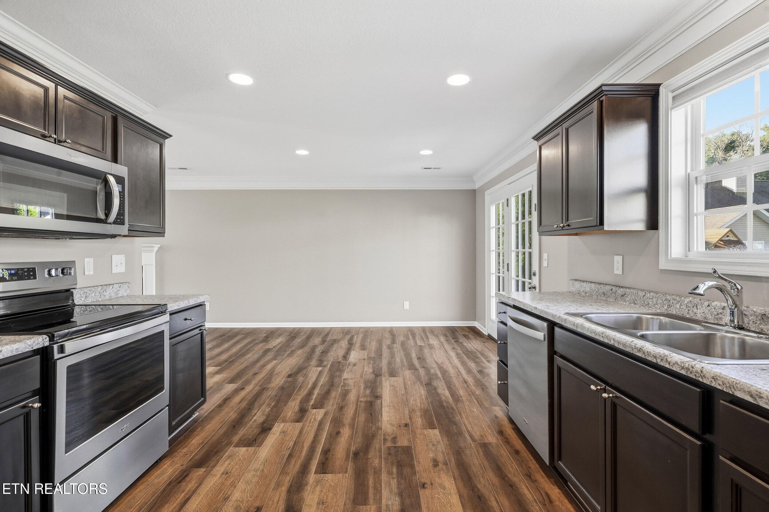 11 -Kitchen - 7356 Ladd Rd, Powell, TN 37849, Powell