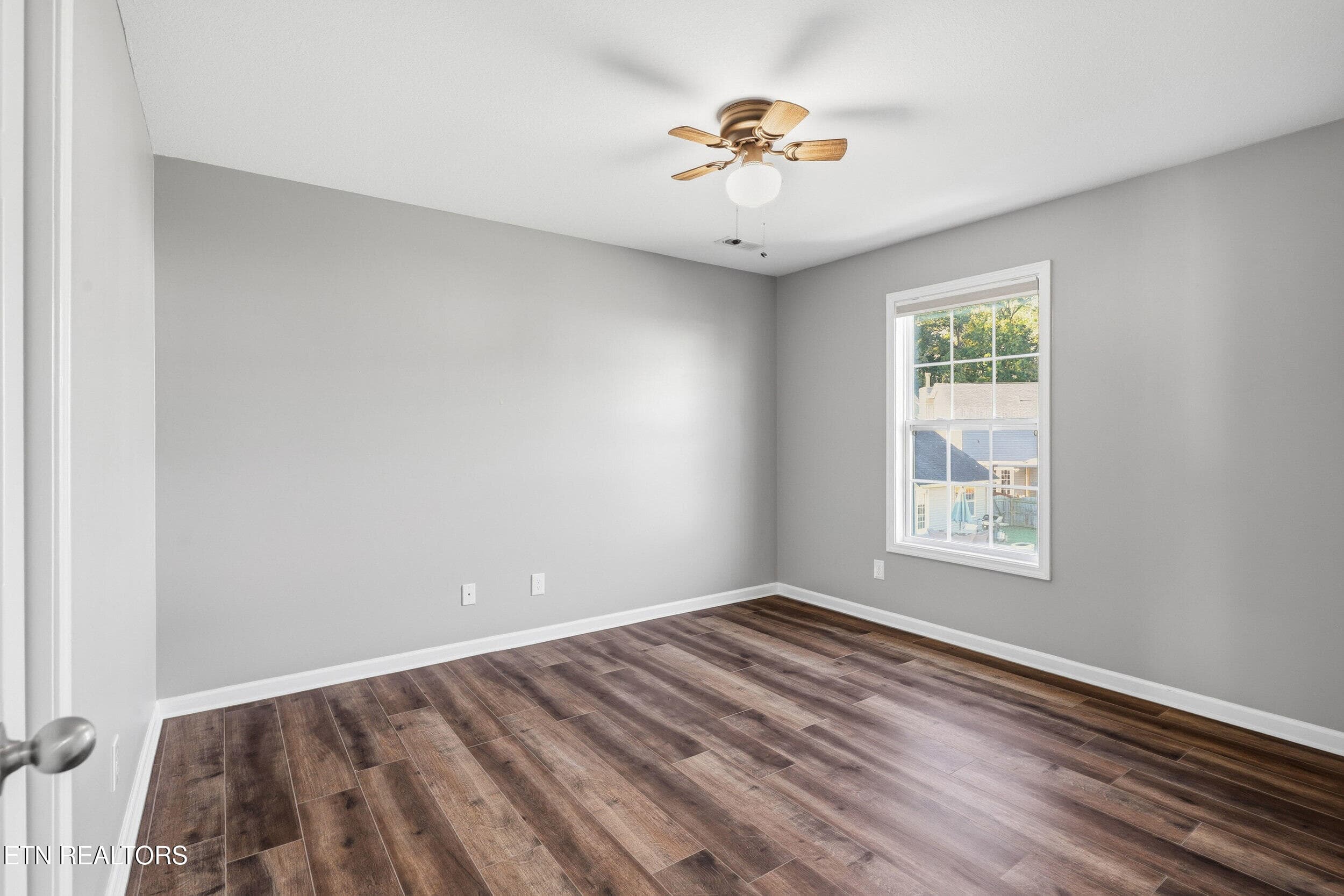 25 - Bedroom #3 - 7356 Ladd Rd, Powell, TN 37849, Powell