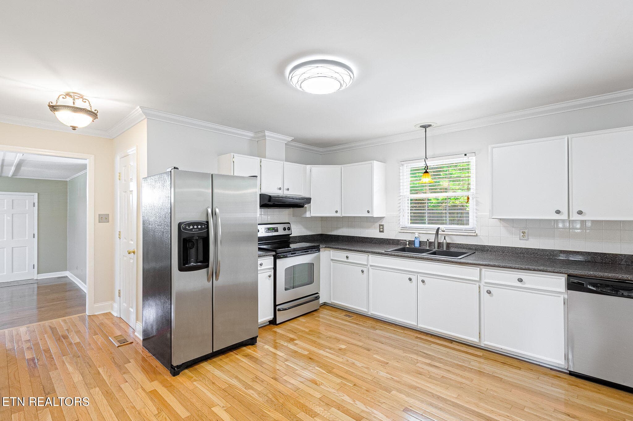 7-web-or-mls-007--FULL - 5620 Scenichills Rd, Knoxville, TN 37912, Knoxville