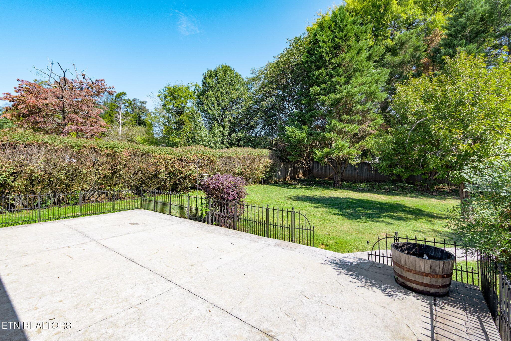 24-web-or-mls-024--FULL - 5620 Scenichills Rd, Knoxville, TN 37912, Knoxville