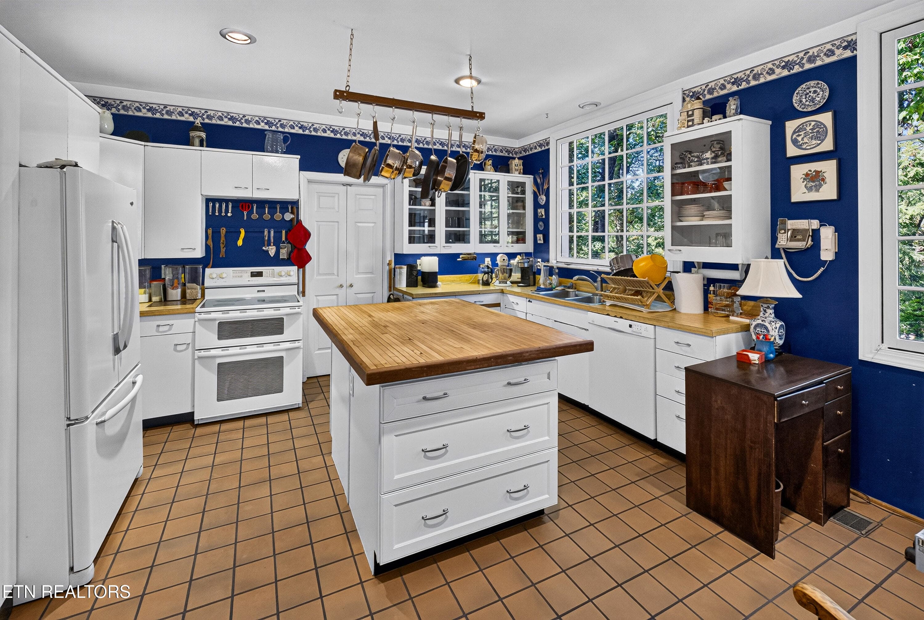 Kitchen - 4063 Alta Vista Way, Knoxville, TN 37919, Knoxville