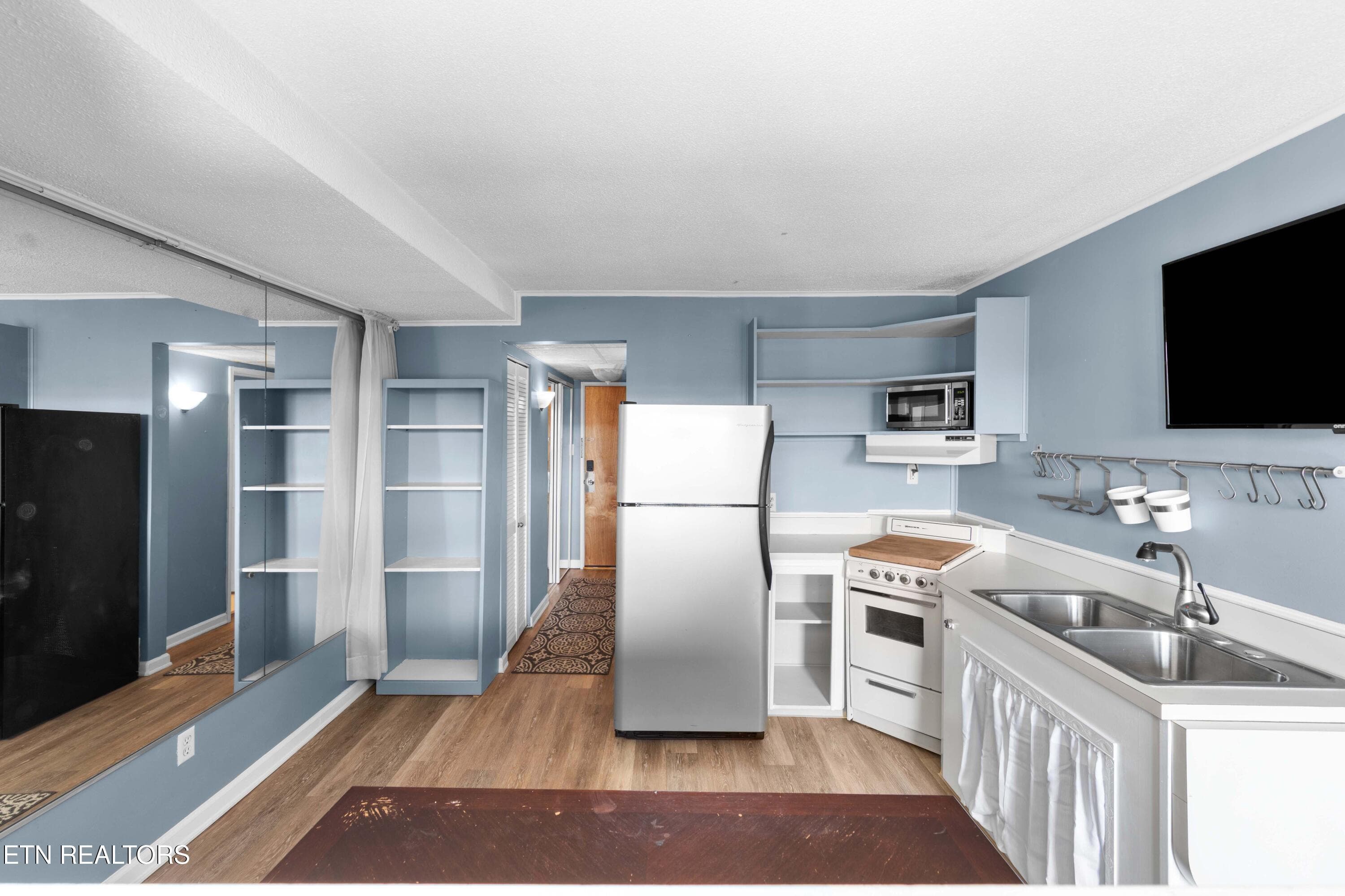 030A6814 - 1700 Clinch Ave 311, Knoxville, TN 37916, Knoxville