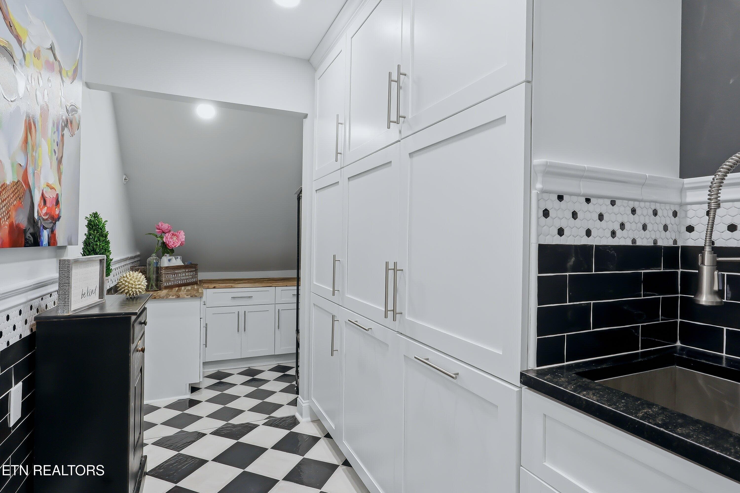 Laundry Room - 9225 Mesa Verde Lane, Knoxville, TN 37922, Knoxville