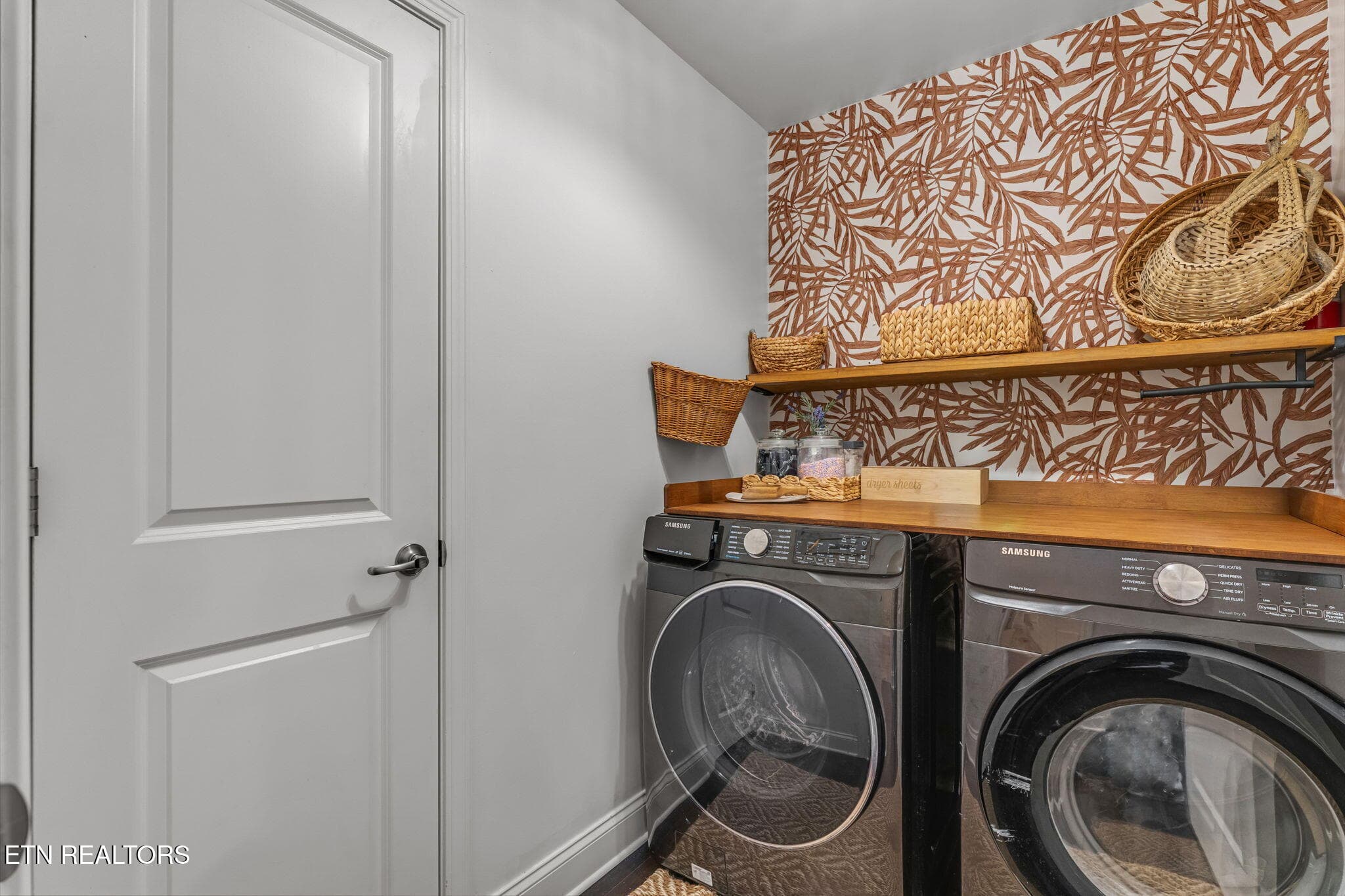 Laundry room on the main level - 7222 Settlers Path Lane, Knoxville, TN 37920