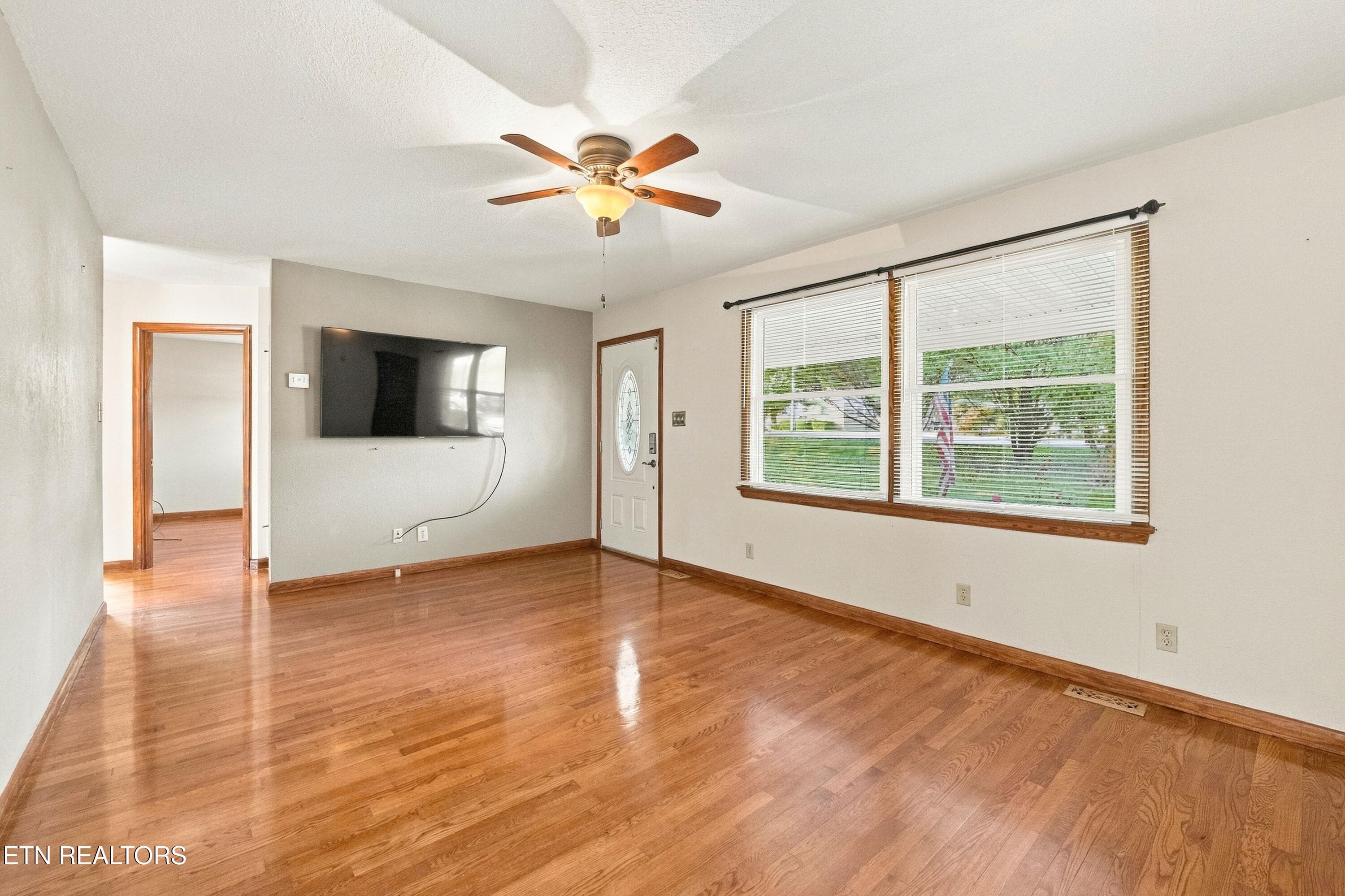 DSC07149 - 208 N Hills Drive, Crossville, TN 38555, Crossville
