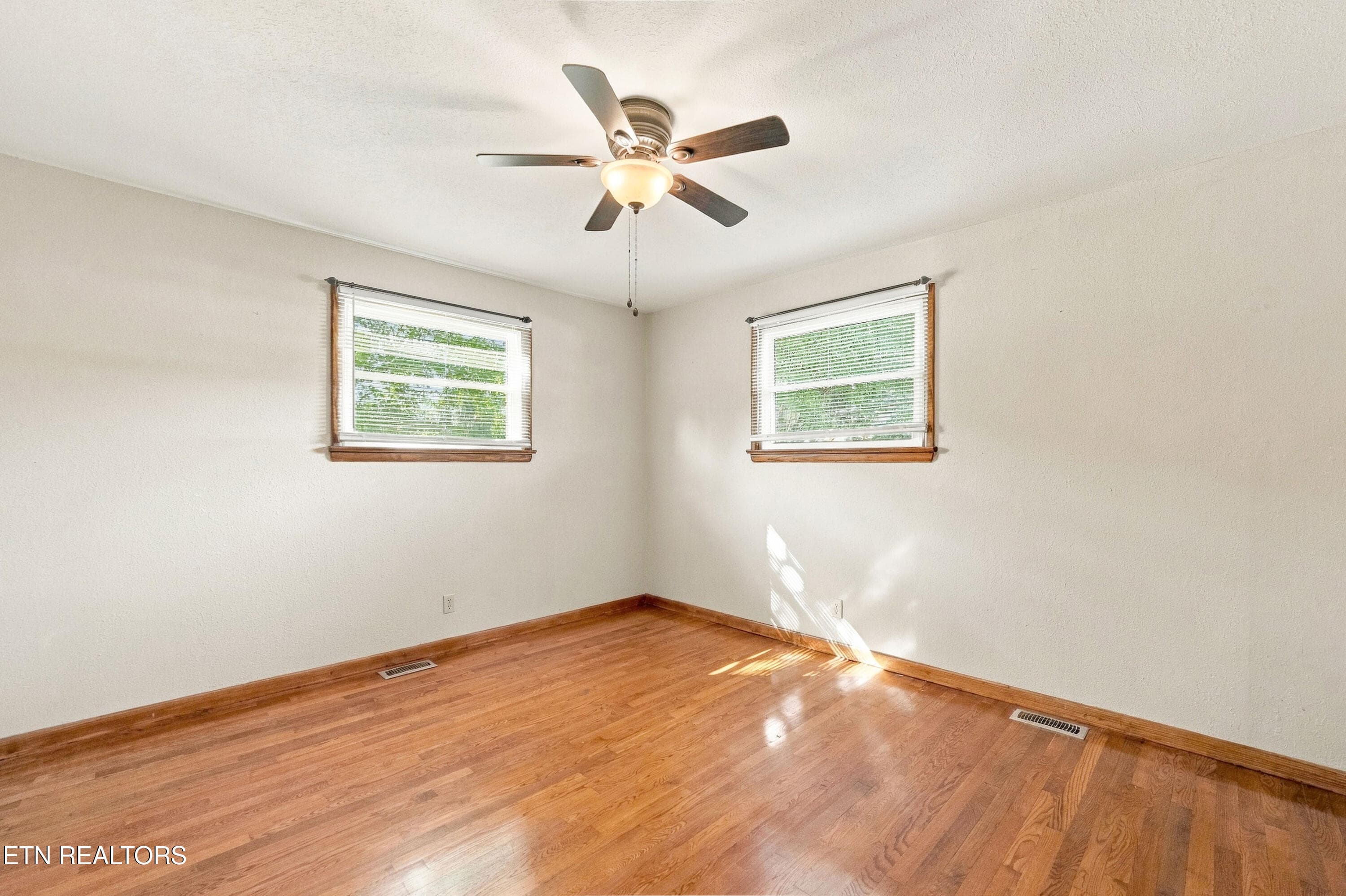 DSC07164 - 208 N Hills Drive, Crossville, TN 38555, Crossville