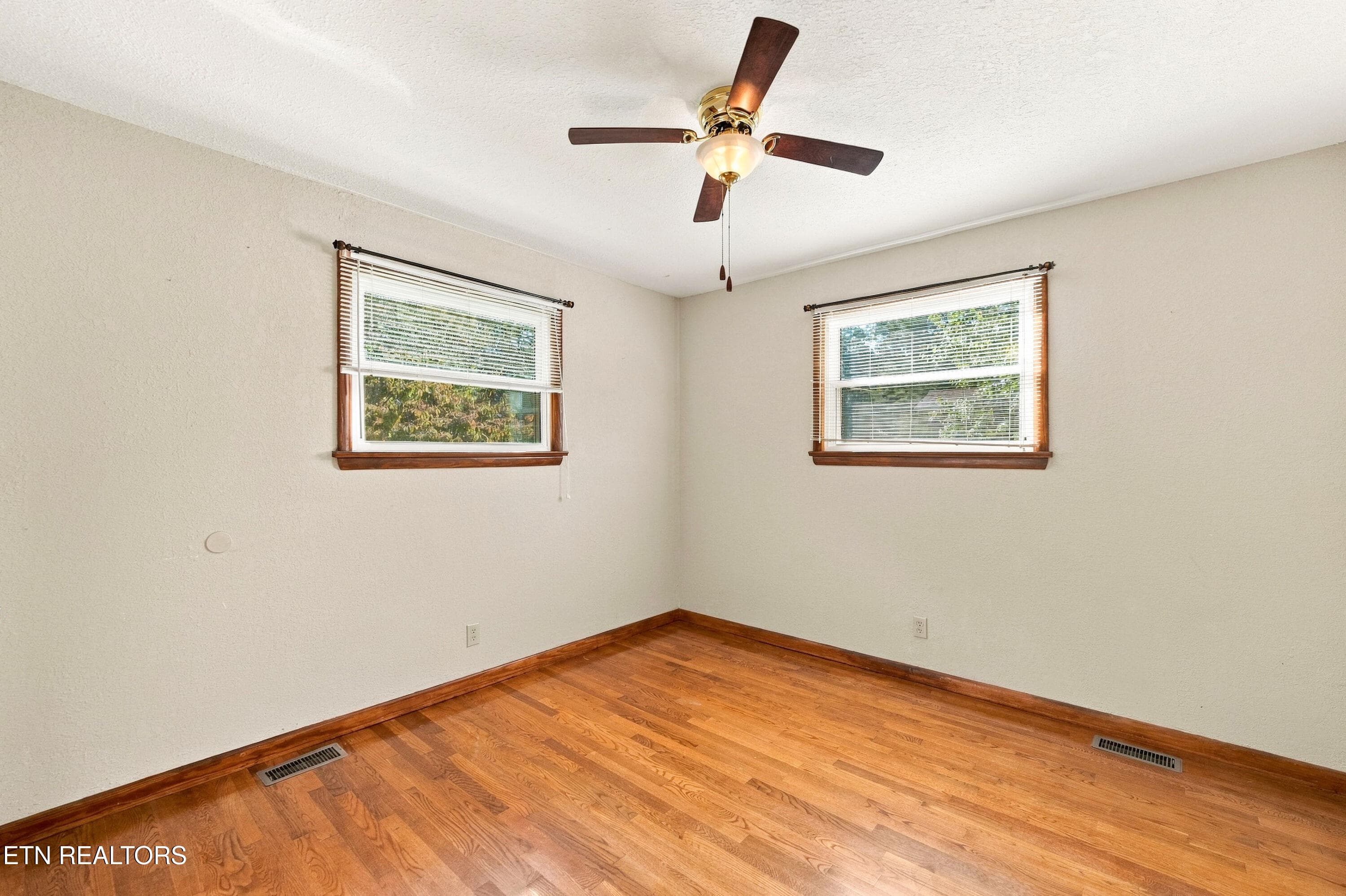 DSC07174 - 208 N Hills Drive, Crossville, TN 38555, Crossville