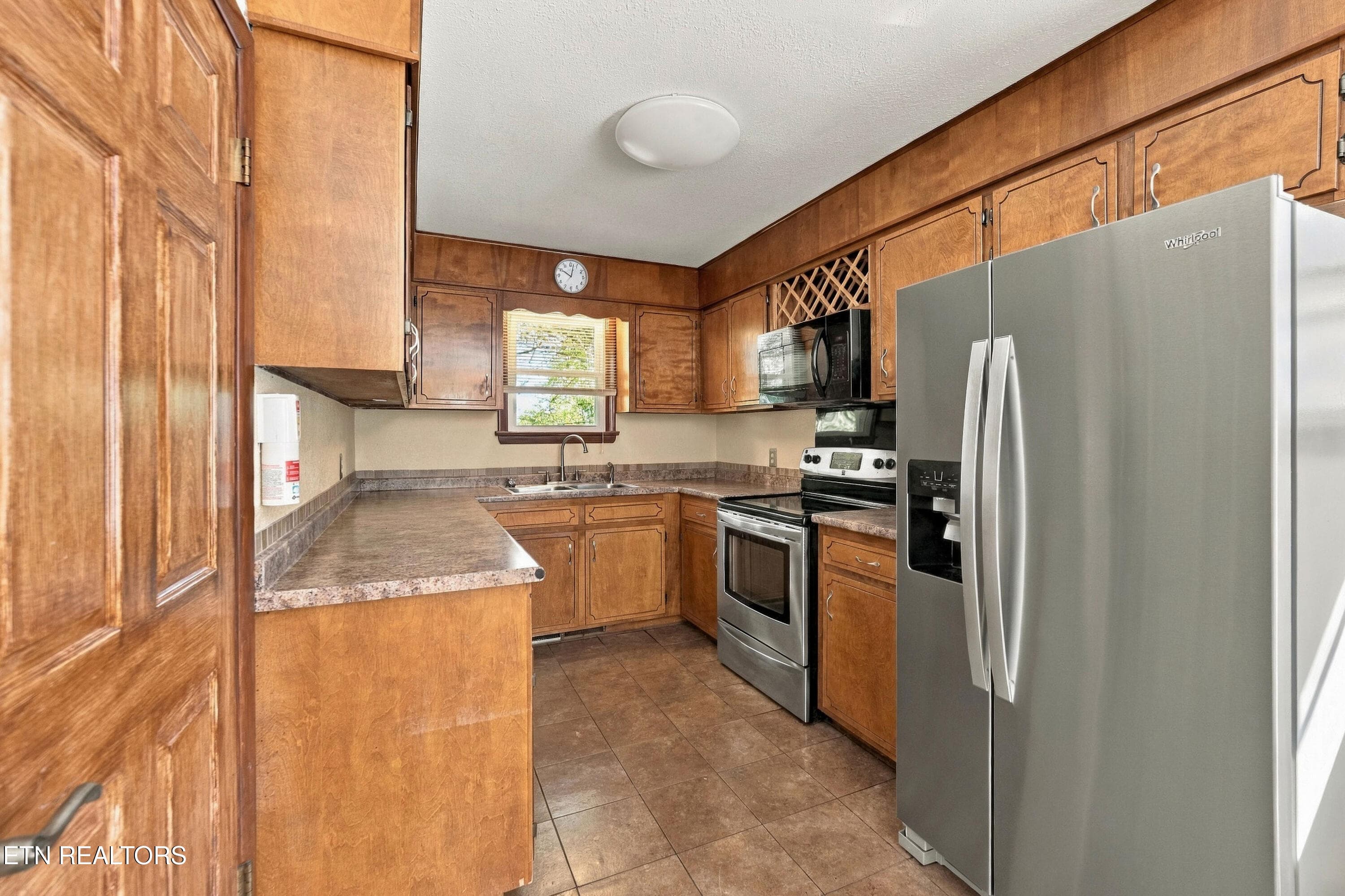 DSC07209 - 208 N Hills Drive, Crossville, TN 38555, Crossville