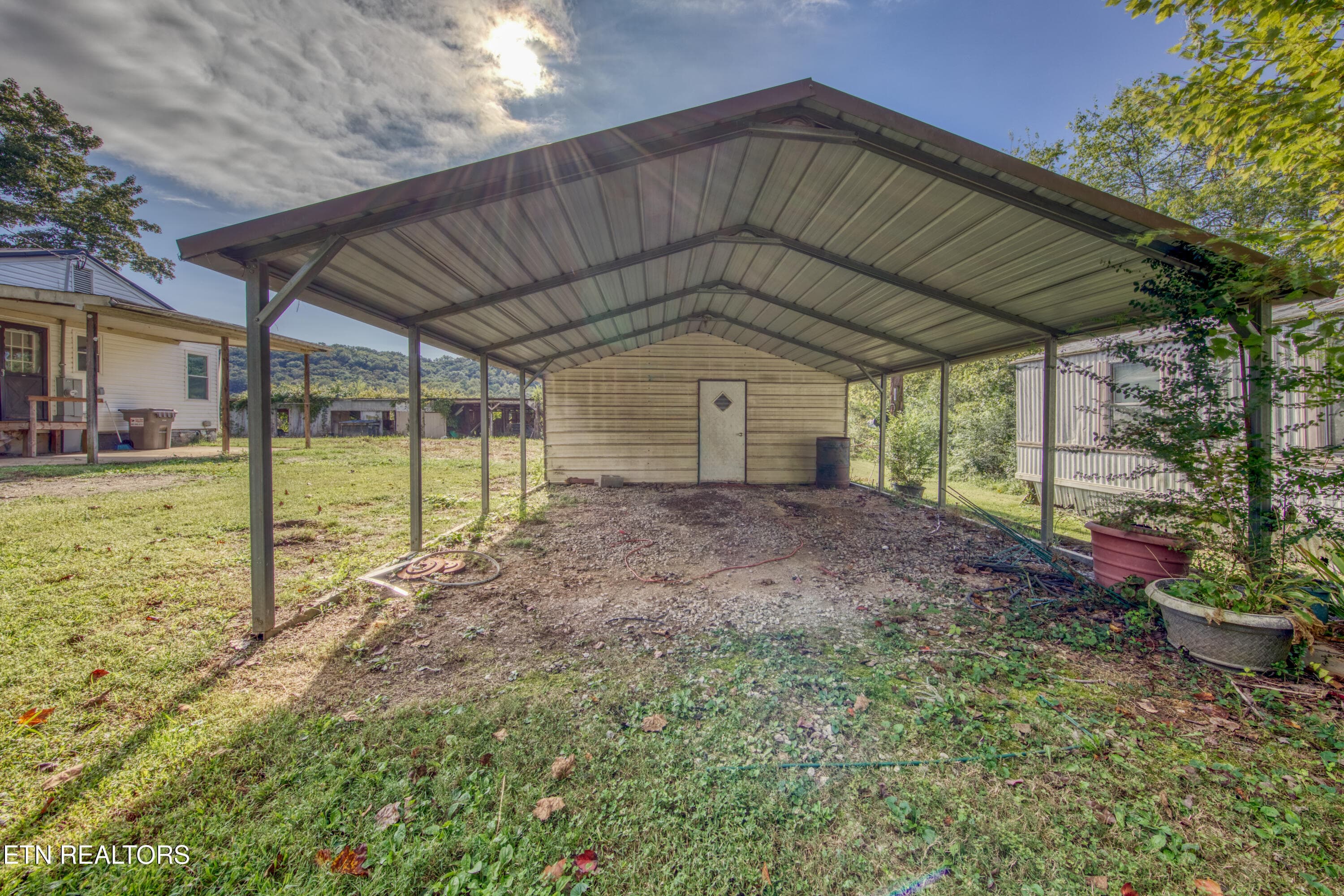 0H3A6761_115_Original - 3243 Hall Rd, Loudon, TN 37774, Loudon