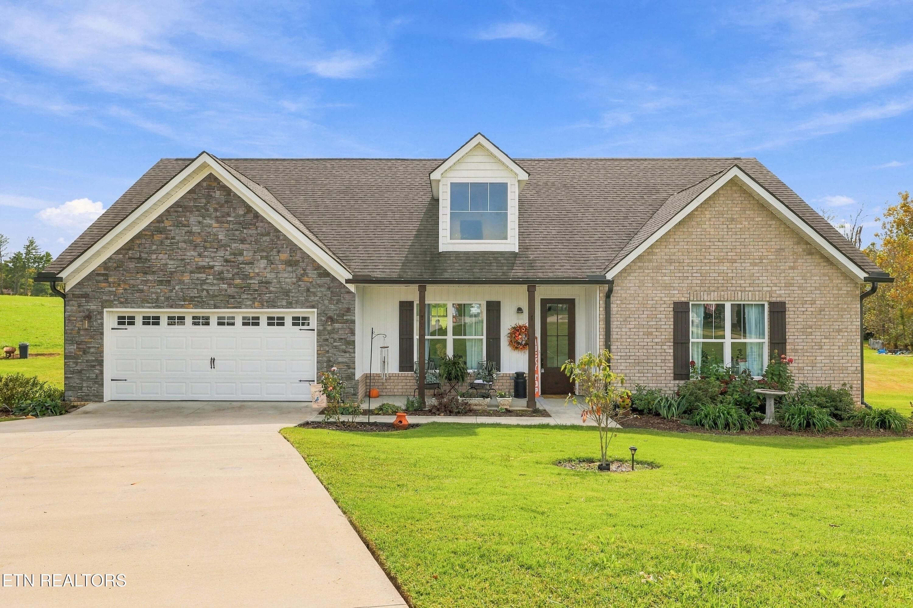 01-654 Running Brook Drive 1 - 654 Running Brook Drive, Strawberry Plains, TN 37871, Strawberry Plains