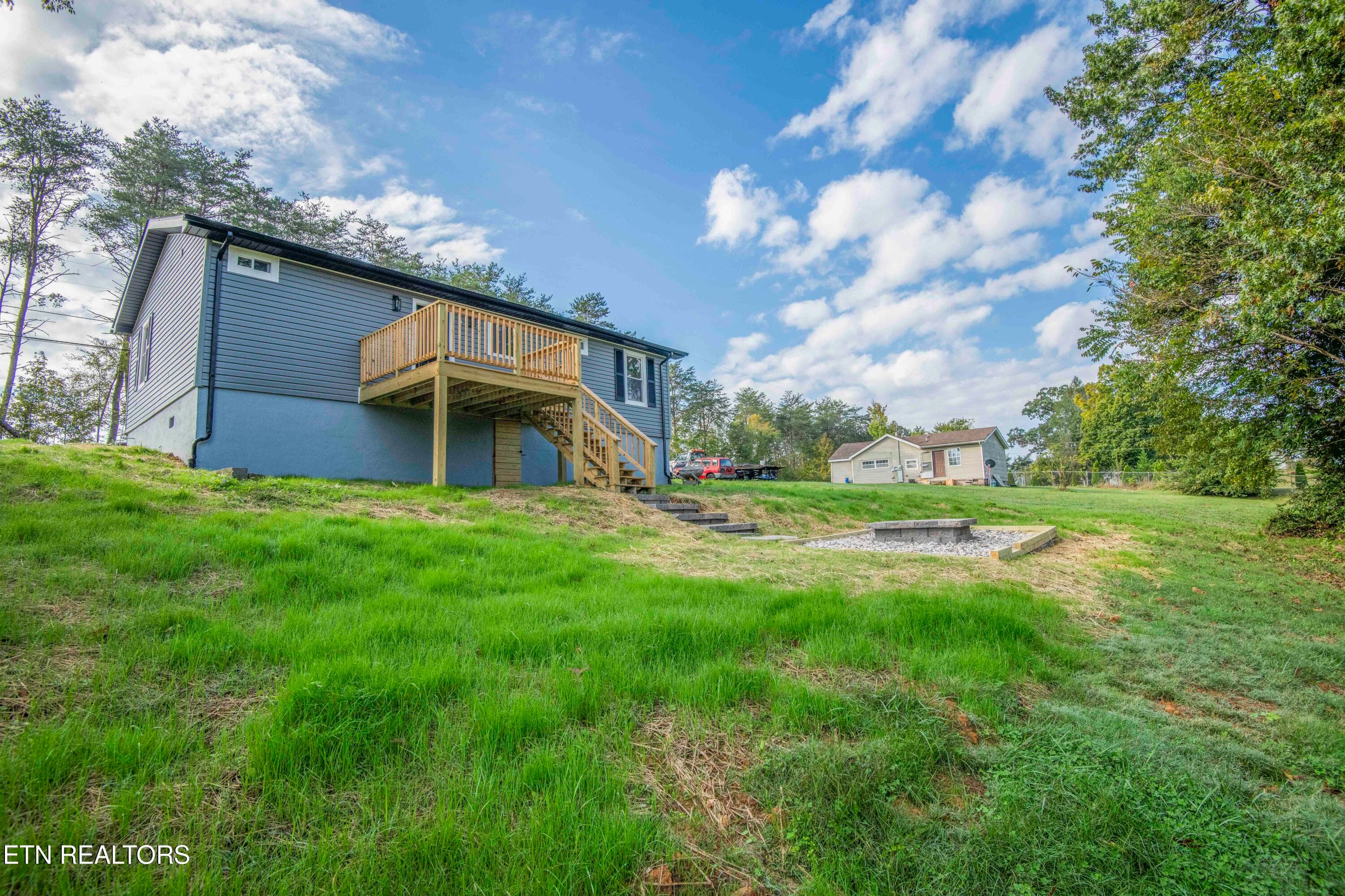 yard 1_1 - 7309 Hammer Rd, Knoxville, TN 37924, Knoxville