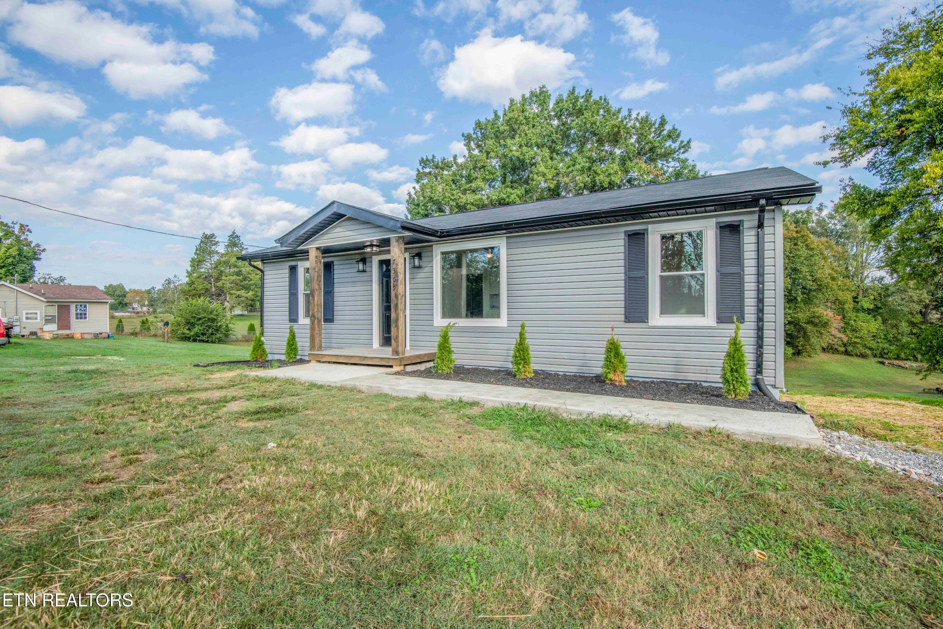 exterior 3_1 - 7309 Hammer Rd, Knoxville, TN 37924, Knoxville