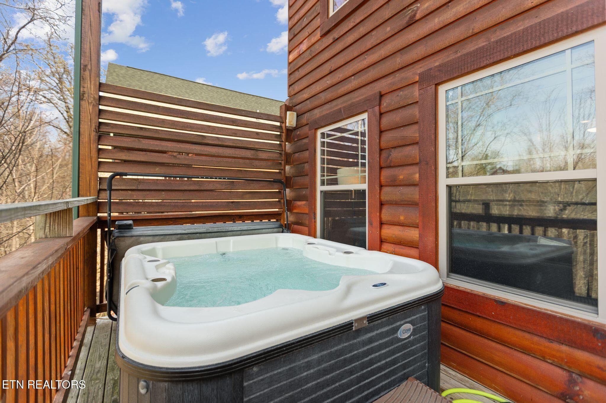 hot tub2 - 668 Stockton Drive, Sevierville, TN 37876, Sevierville