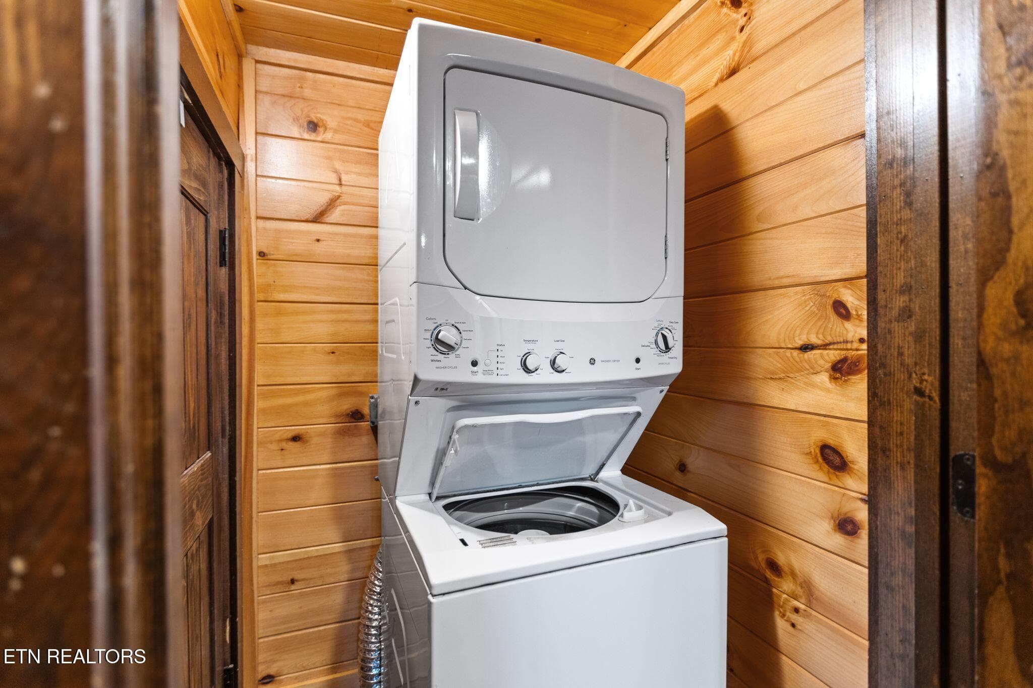 laundry - 668 Stockton Drive, Sevierville, TN 37876, Sevierville
